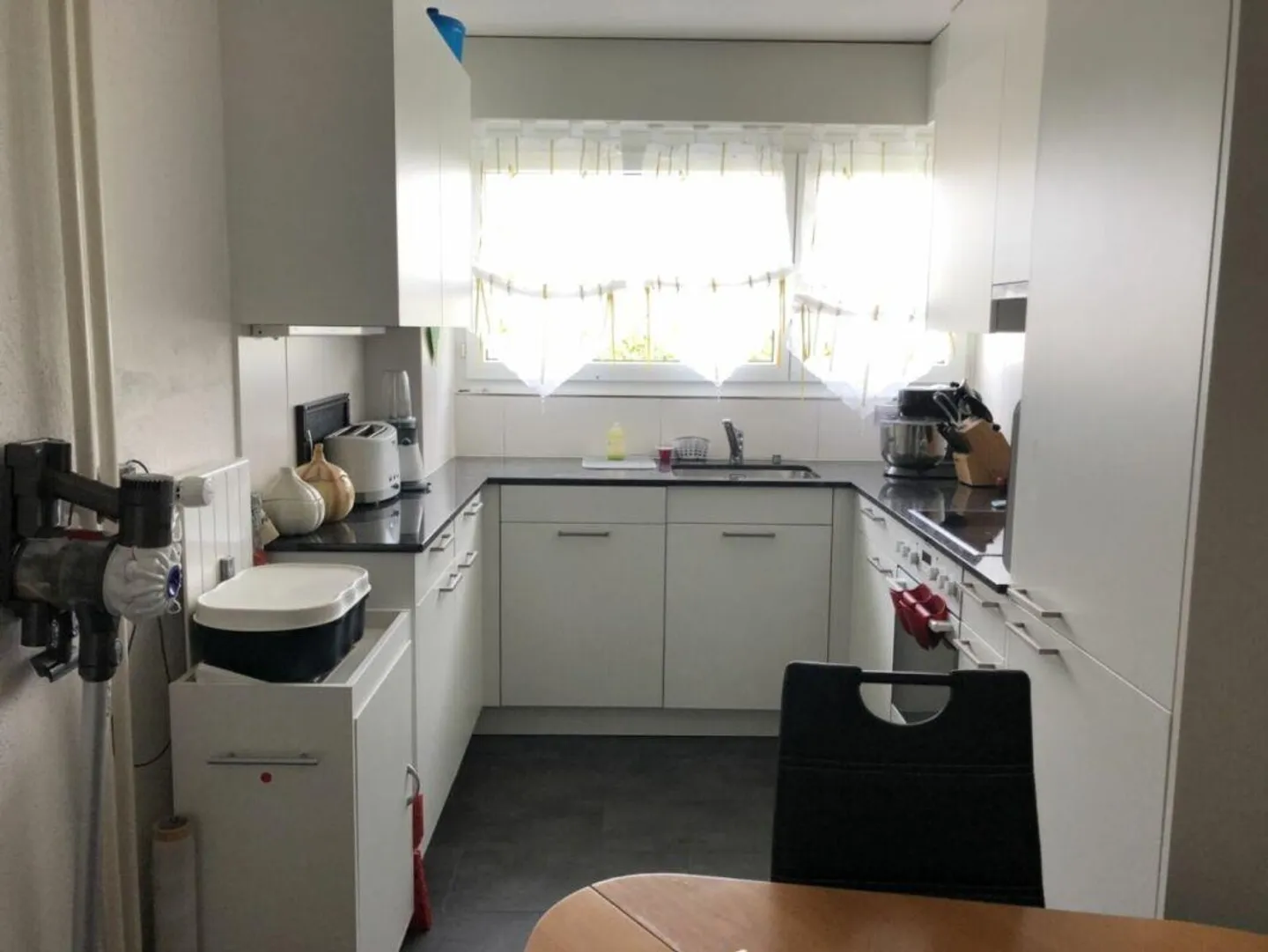 Geräumige 4-Zimmer-Wohnung - Foto 2 von 14