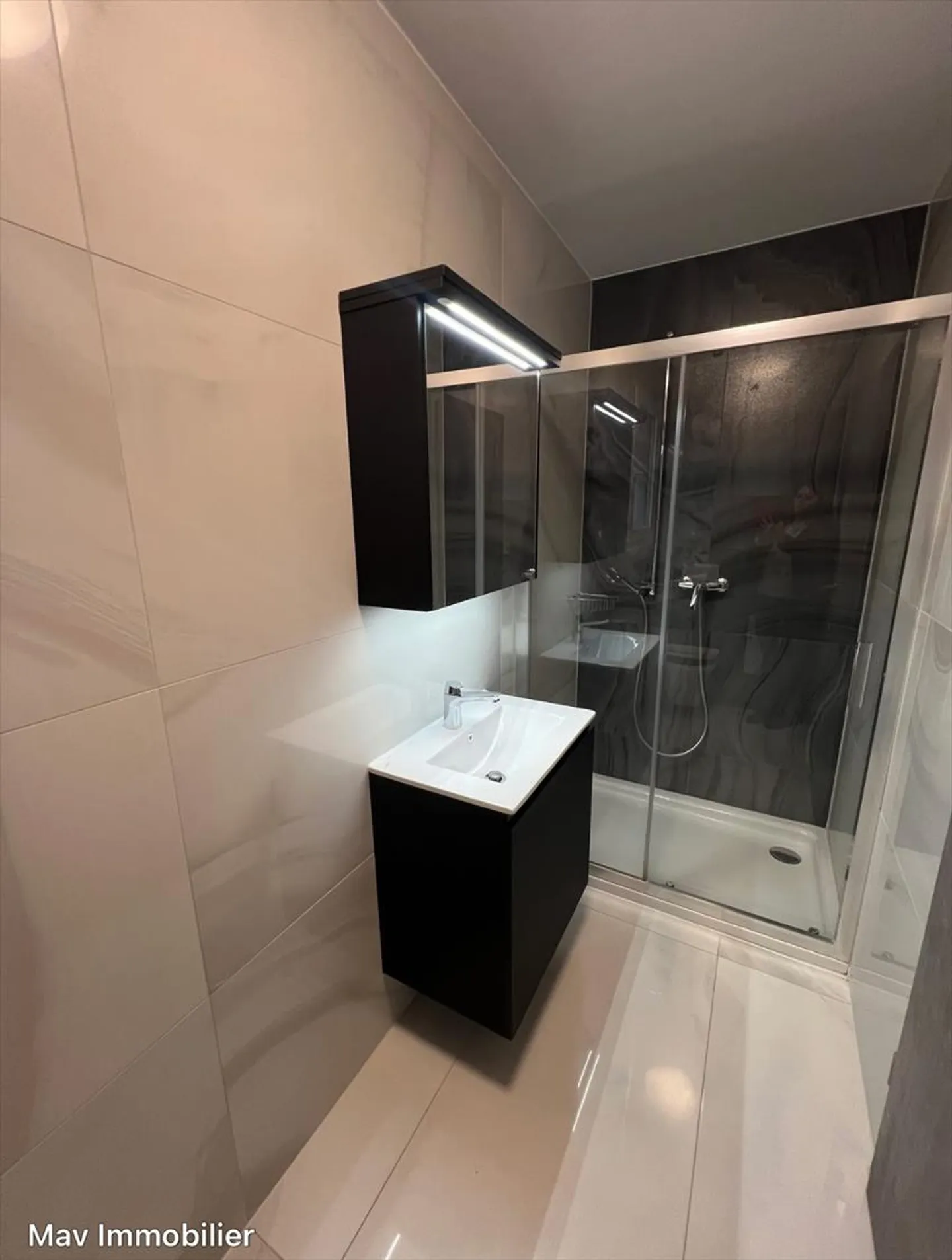 4.5 Room Apartment - Photo 6 of 9