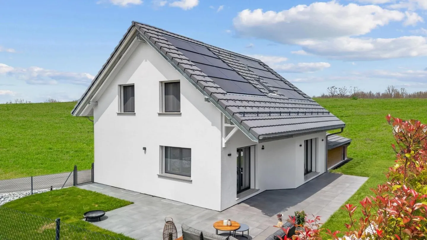 Casa unifamiliare 5,5 stanze a Riaz - Foto 1 di 11