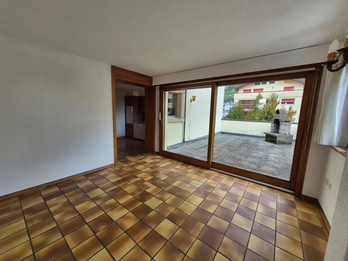 NEL CUORE DI FULLY - APPARTAMENTO 4.5 STANZE - Foto 3 di 12