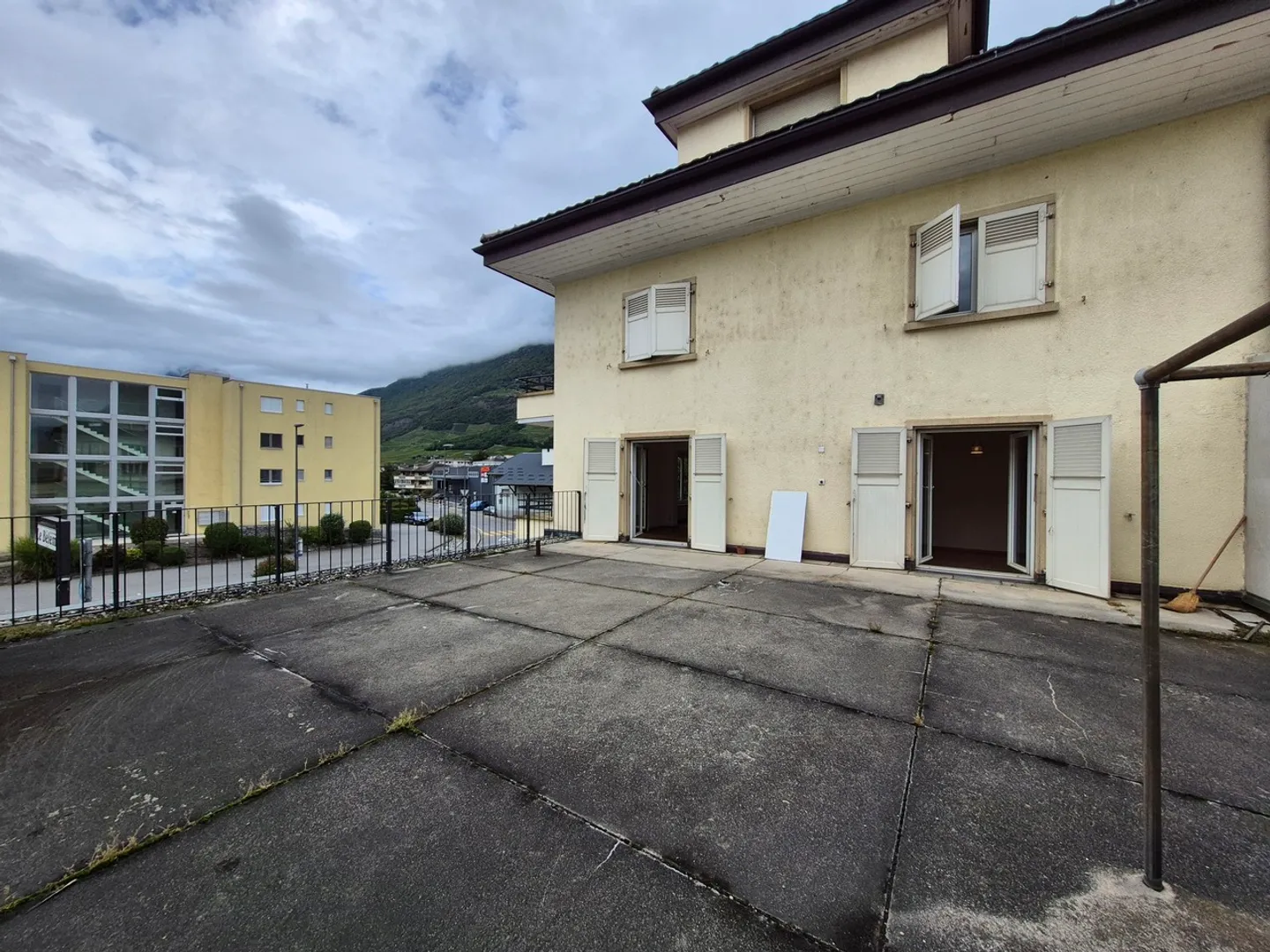 NEL CUORE DI FULLY - APPARTAMENTO 4.5 STANZE - Foto 7 di 12