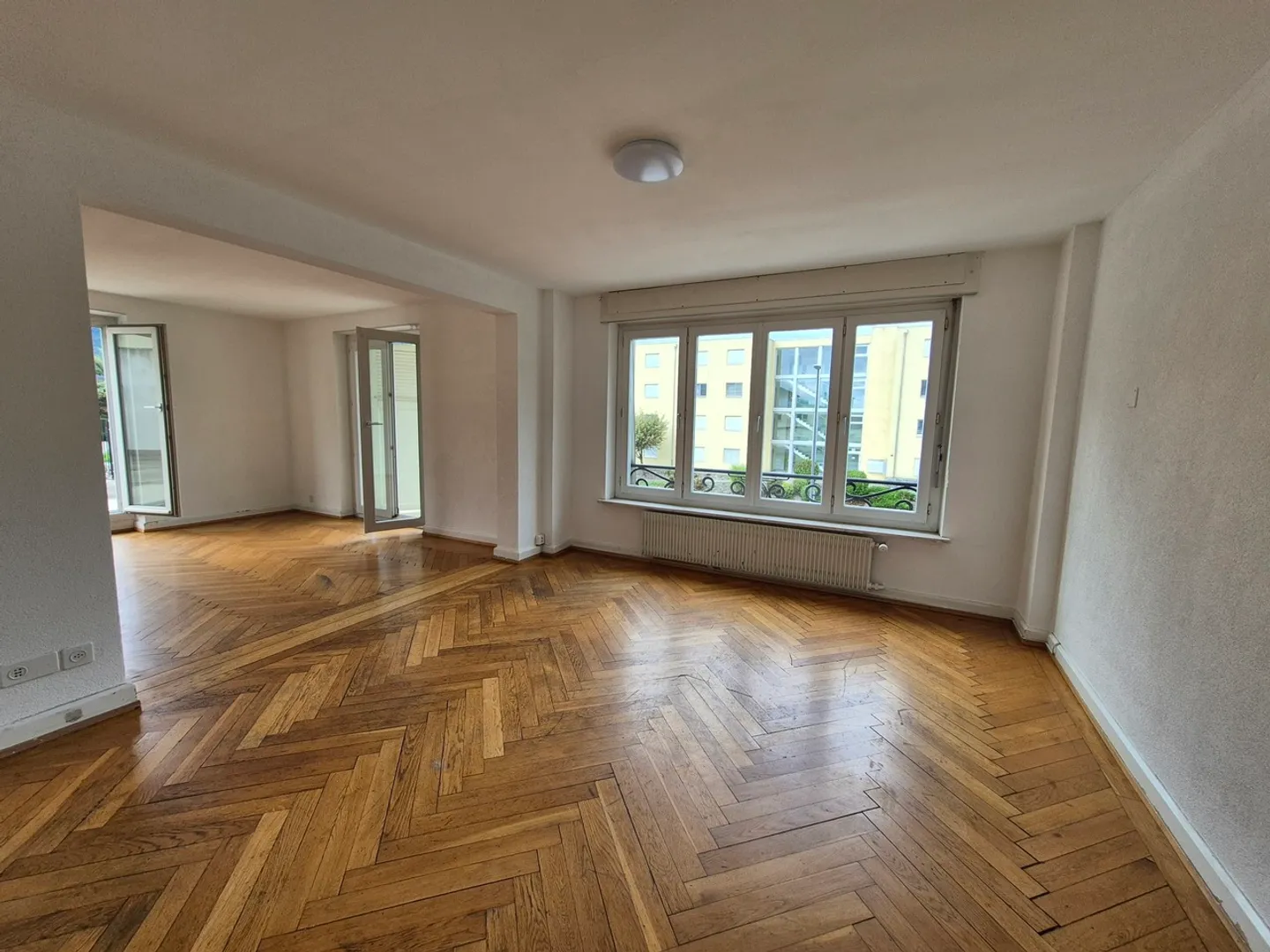 NEL CUORE DI FULLY - APPARTAMENTO 4.5 STANZE - Foto 8 di 12