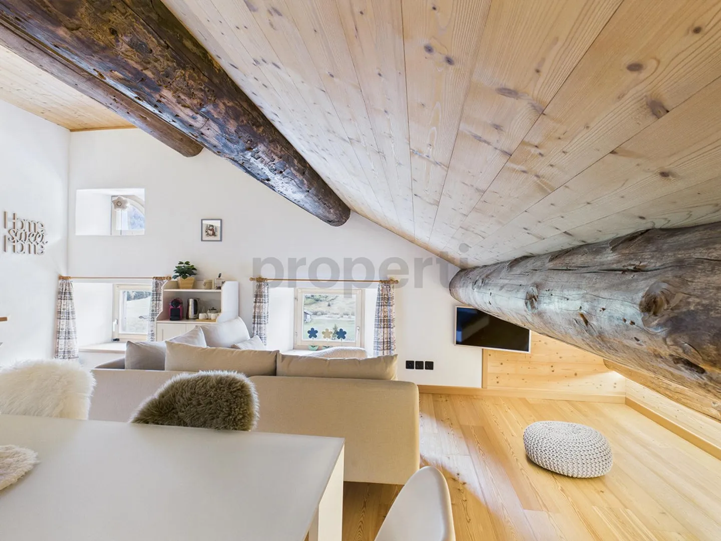 «Tradition trifft Komfort 2.5 Zimmer Zweitwohnung in Nufenen – naturverbunden und doch modern» - Foto 4 von 11