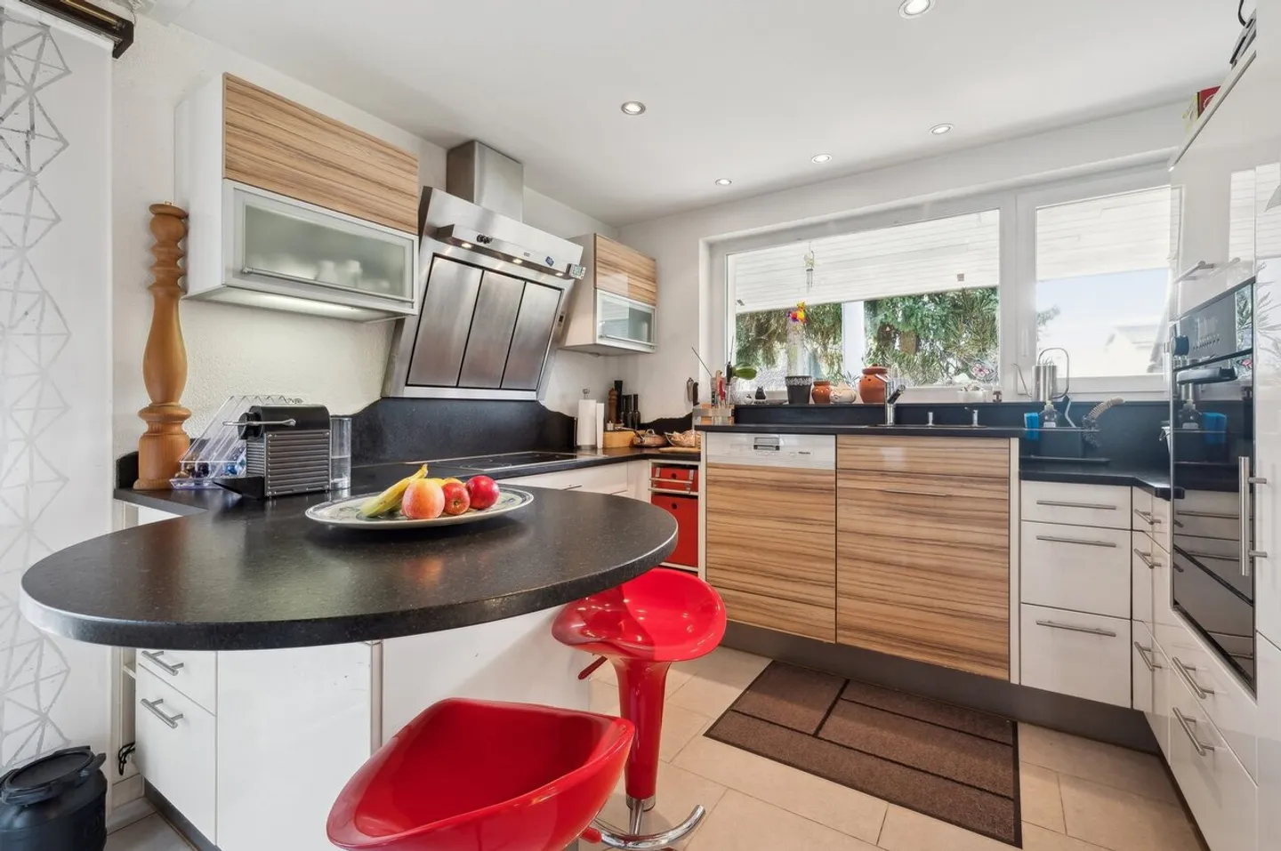 Family-friendly home in a quiet location - Photo 4 of 7