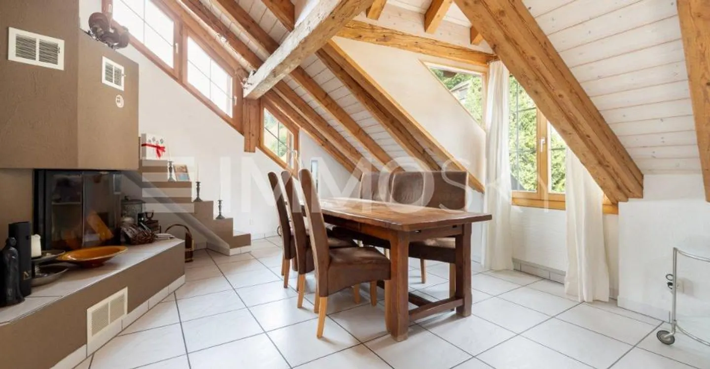 Grosszügiges Maisonette-Wohnerlebnis mit zusätzlicher Wohneinheit - Foto 2 di 5