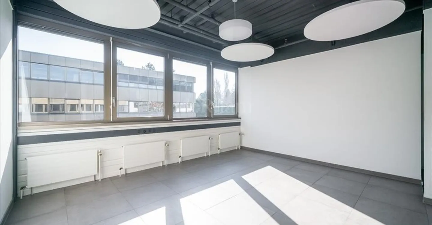 Bureau à louer - Photo 6 sur 11