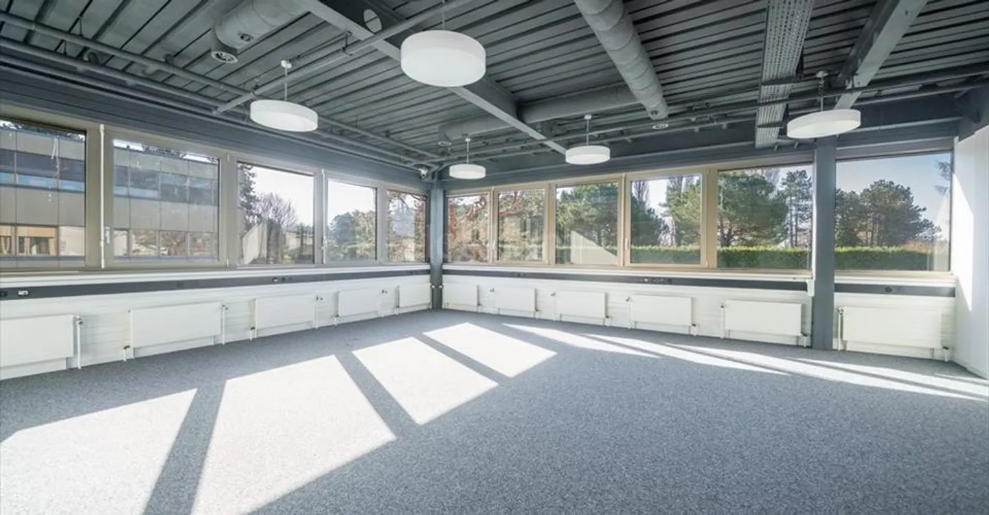 Bureau à louer - Photo 7 sur 11