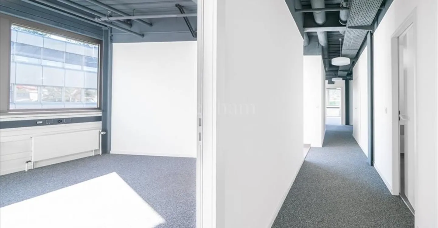 Bureau à louer - Photo 9 sur 11