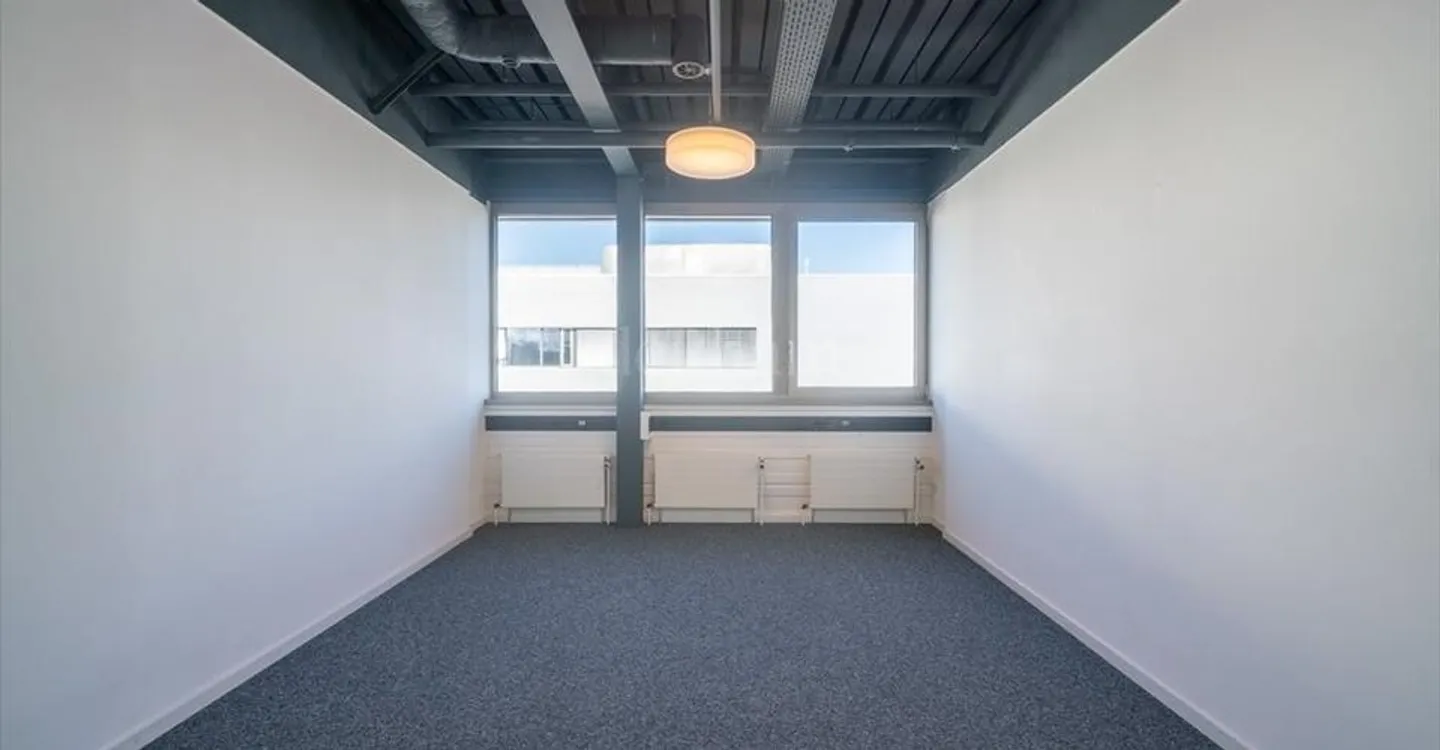 Bureau à louer - Photo 10 sur 11