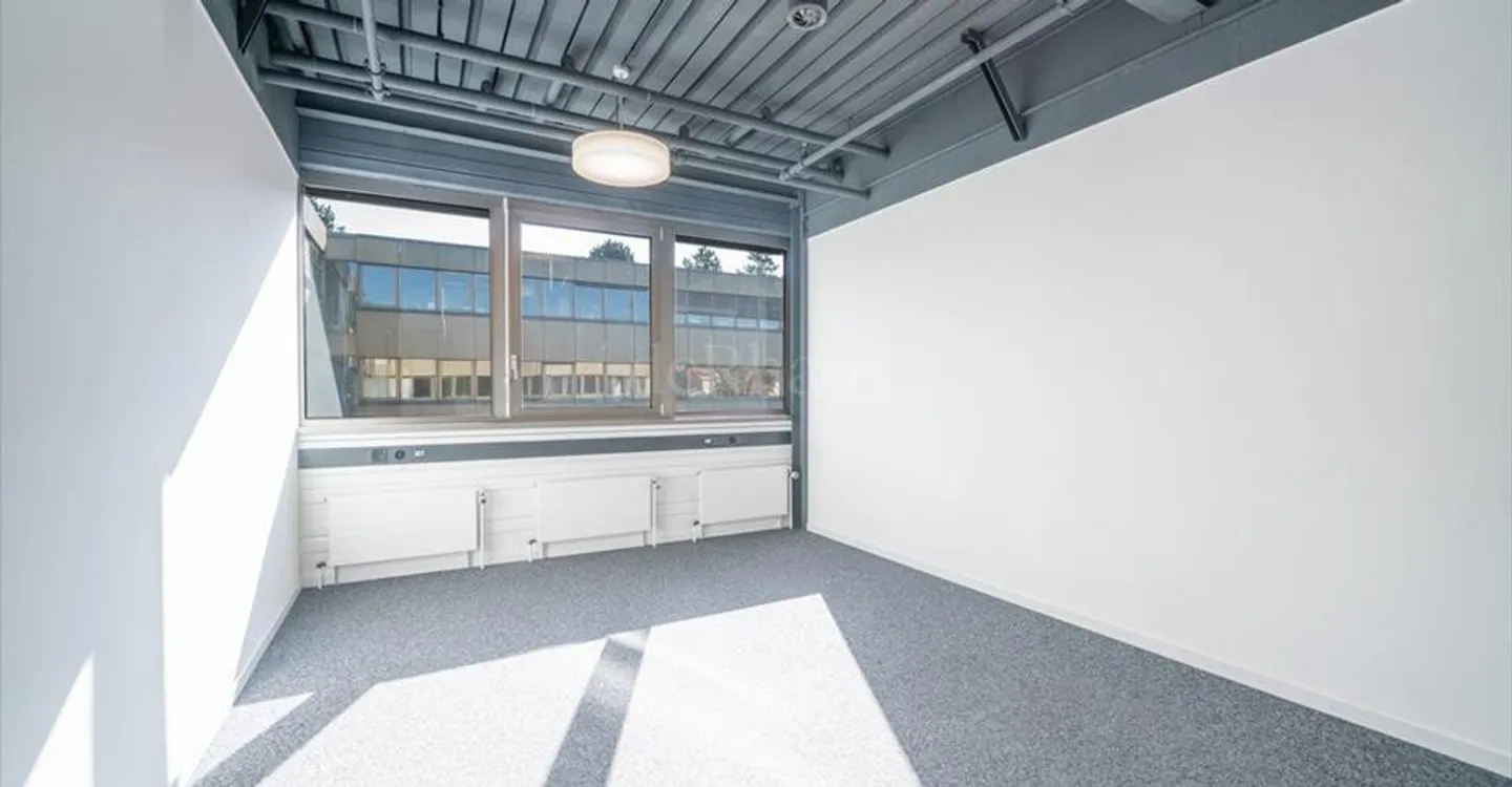 Bureau à louer - Photo 4 sur 11