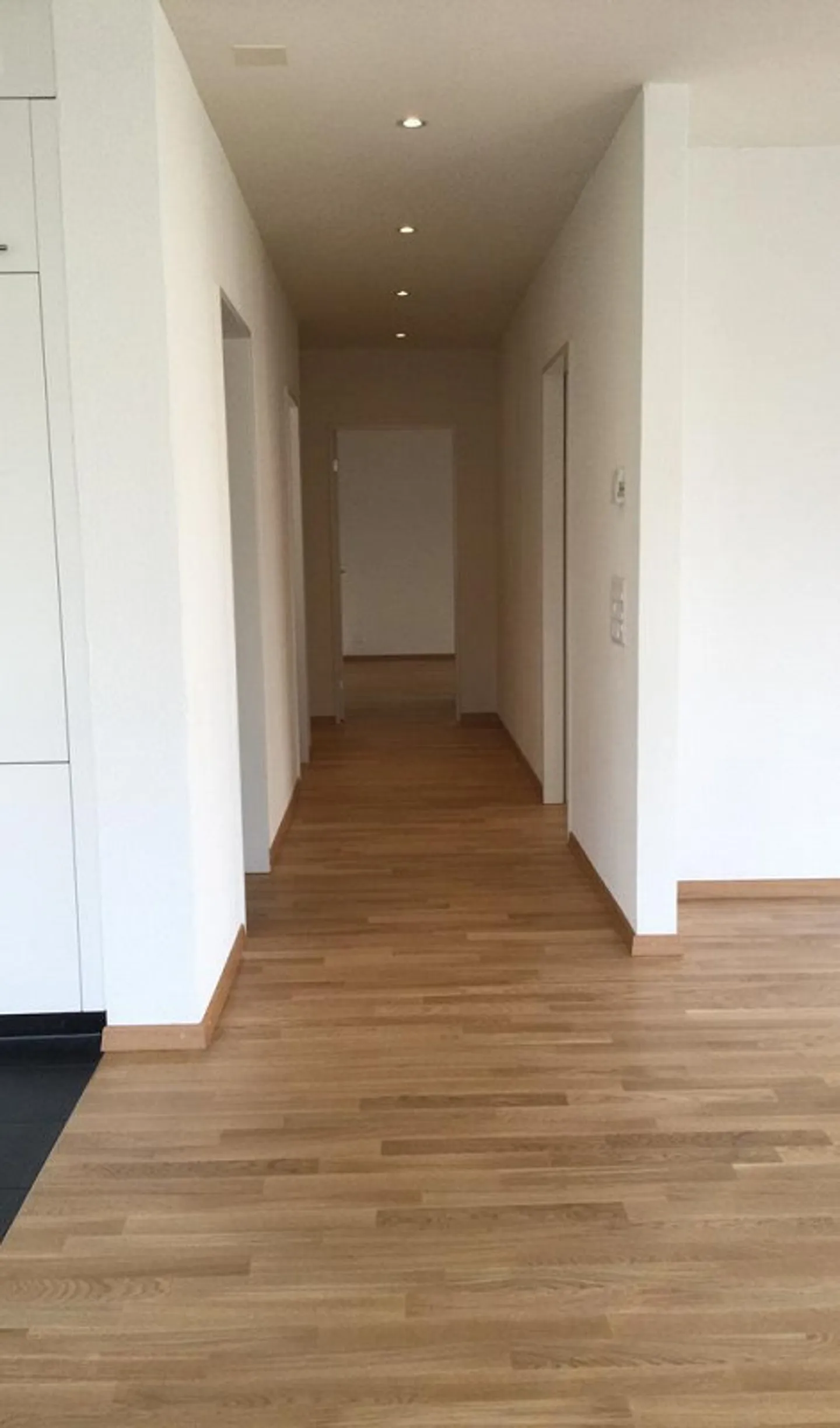 Appartement moderne 3.5 pièces dans un emplacement central - Photo 9 sur 12