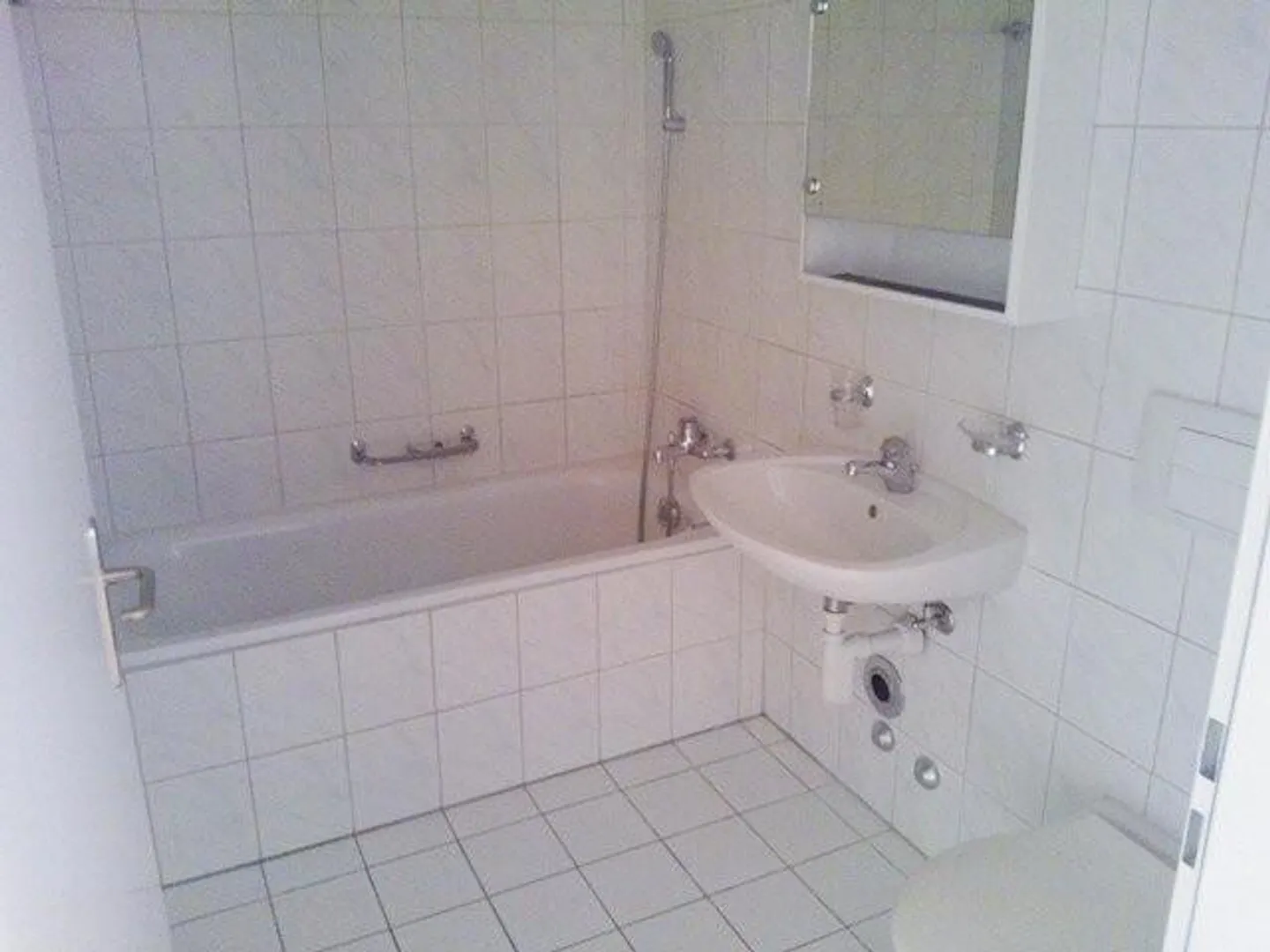 Centrale nel centro del villaggio di Rothrist - Foto 5 di 5