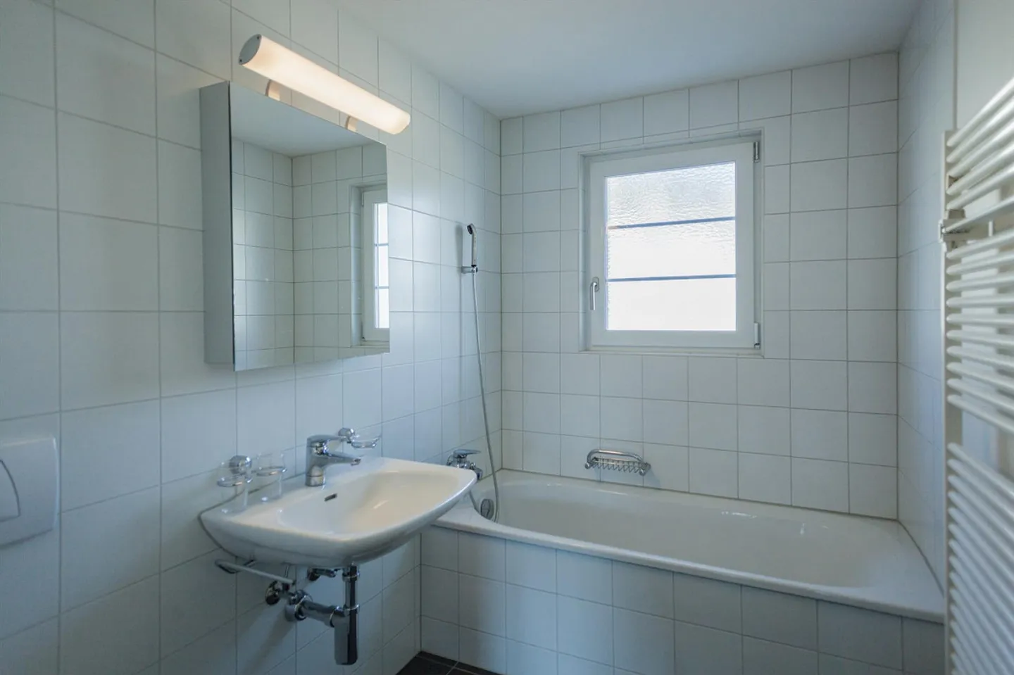 Spacious, bright apartment in the Moosmatt district - Photo 4 of 10