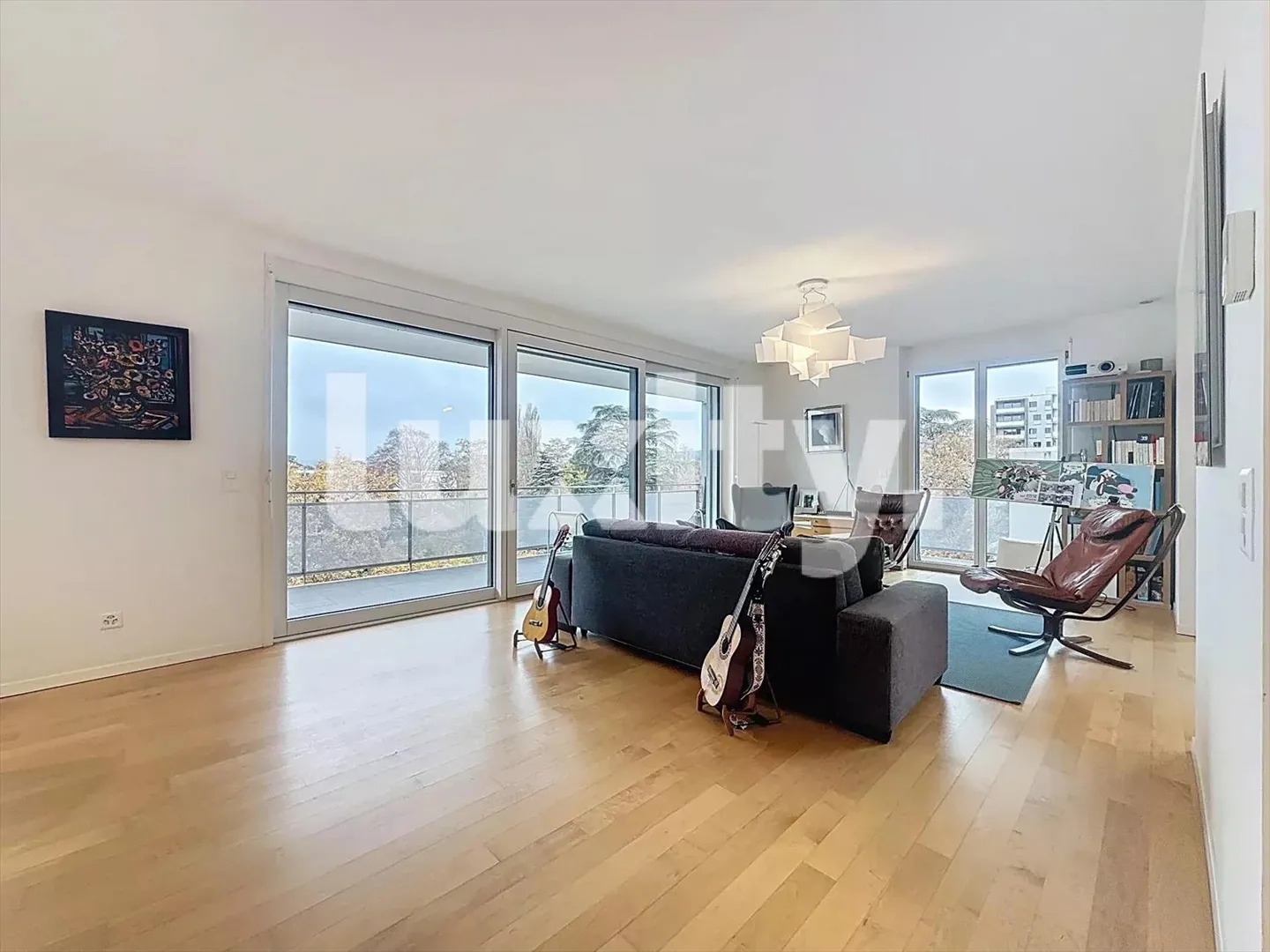 Appartamento con 6 stanze e terrazza di 35 m² - Foto 2 di 4