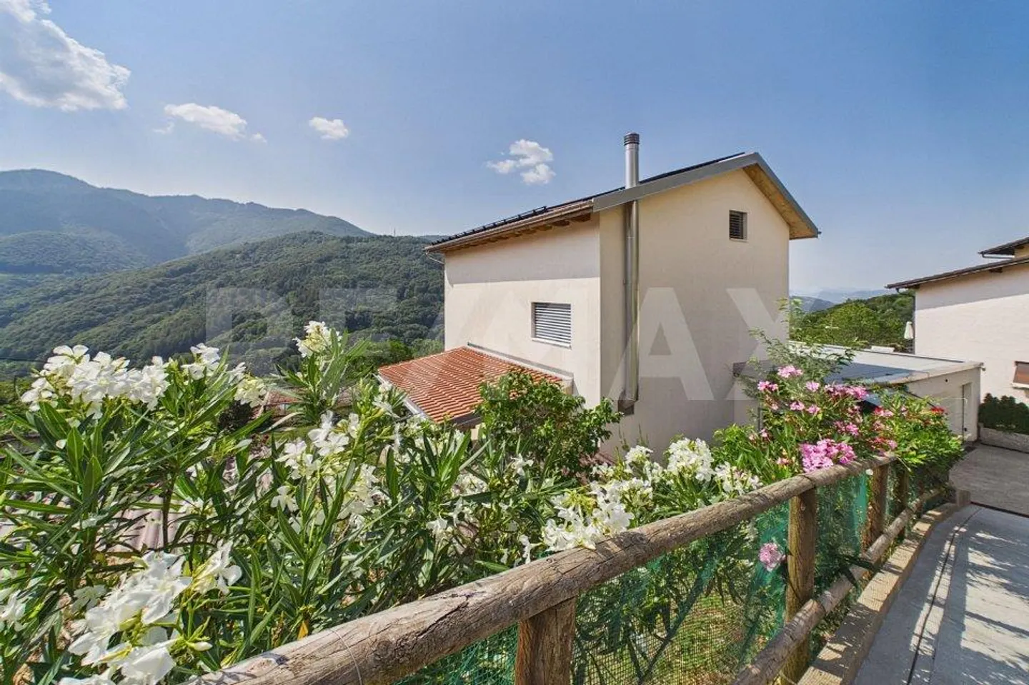 Spacious Family Home in Val Colla - Photo 1 of 13