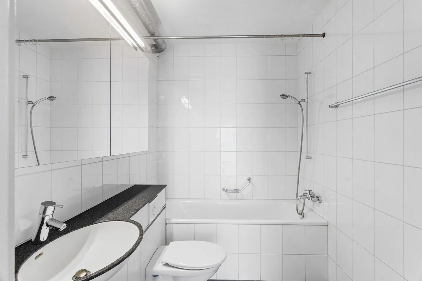 Bel appartement de 3,5 pièces près du centre-ville et de la gare - Photo 4 sur 6