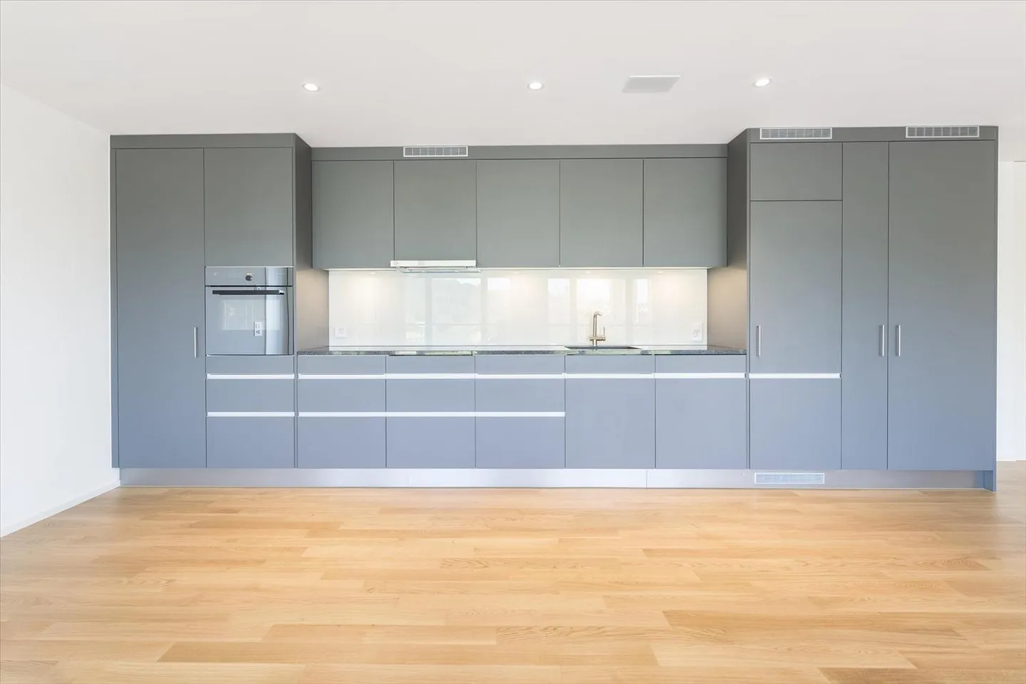 Posizione residenziale unica situata centralmente! - Foto 3 di 7