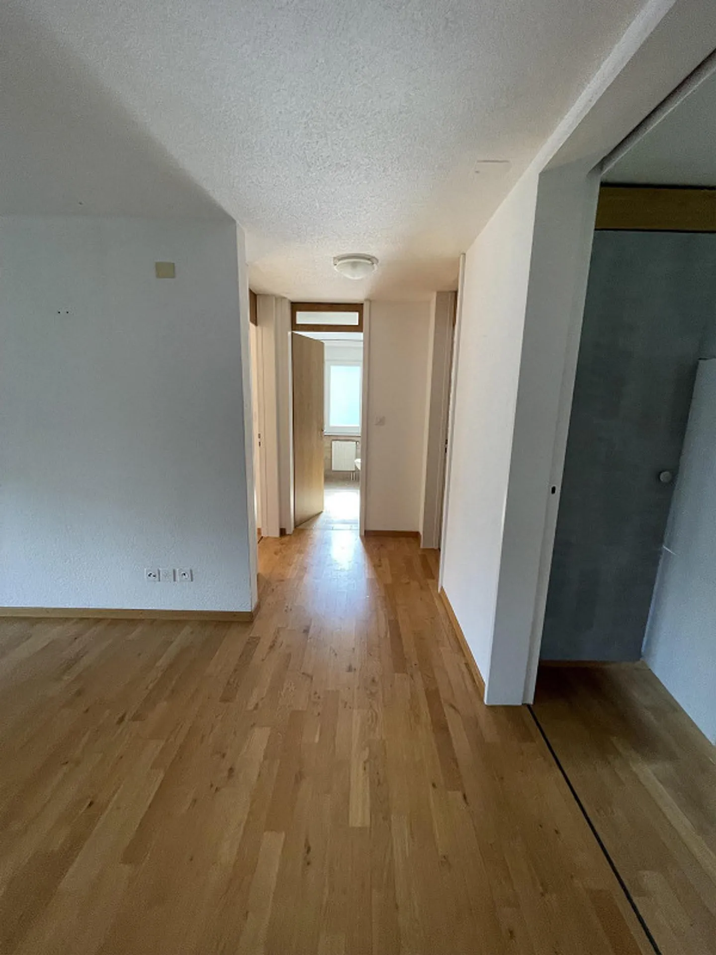 Spacious Family Apartment - Photo 7 of 12