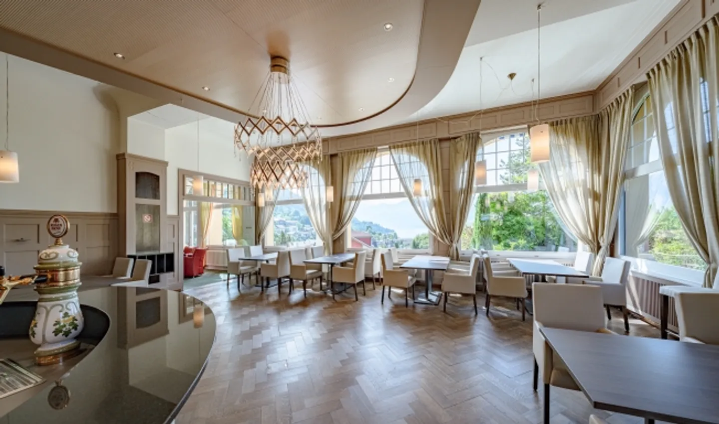 Maestoso sopra il lago di Thun - Parkhotel Oberhofen - Foto 6 di 8