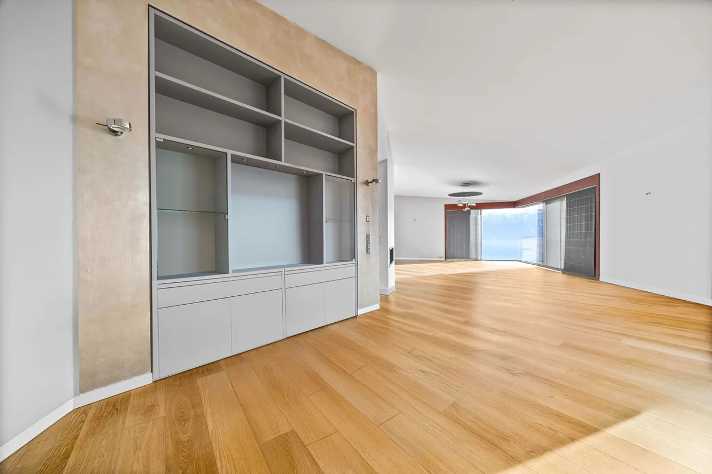 Luxuswohnung mit atemberaubendem Blick - Foto 2 von 12