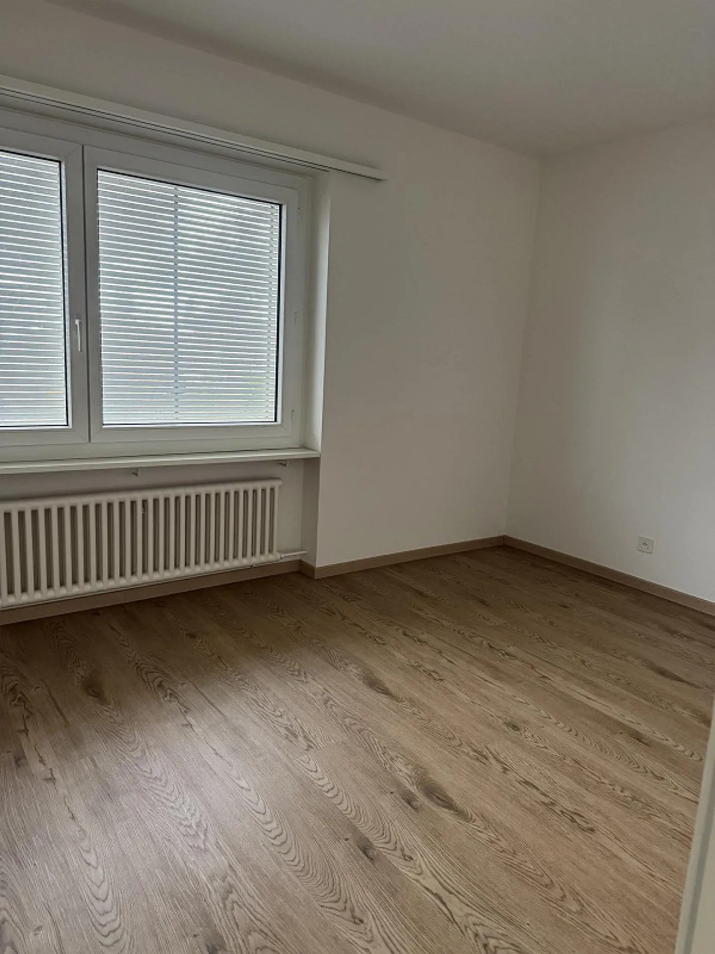Appartement lumineux de 4,5 pièces avec balcon - Photo 6 sur 7