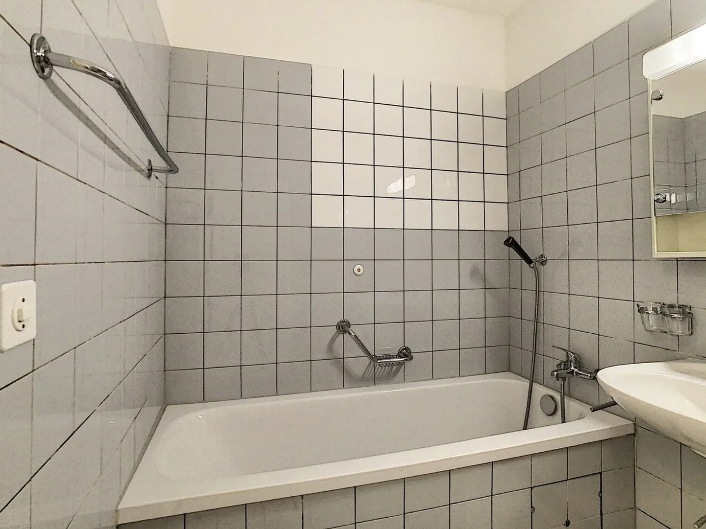 Spacious 3½ room apartment on the upper floor - Photo 12 of 13