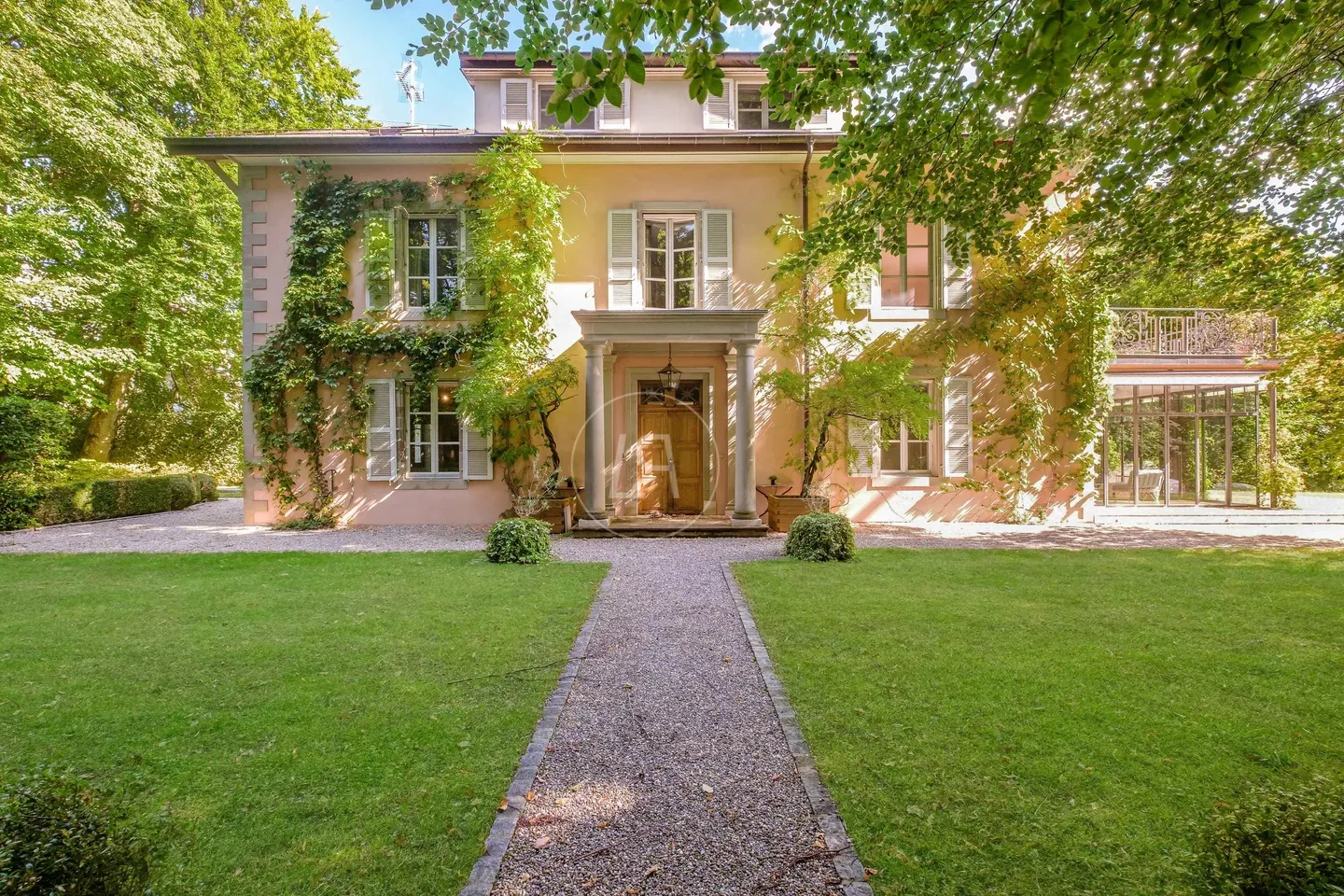 Manoir élégant à Versoix - Photo 1 sur 18