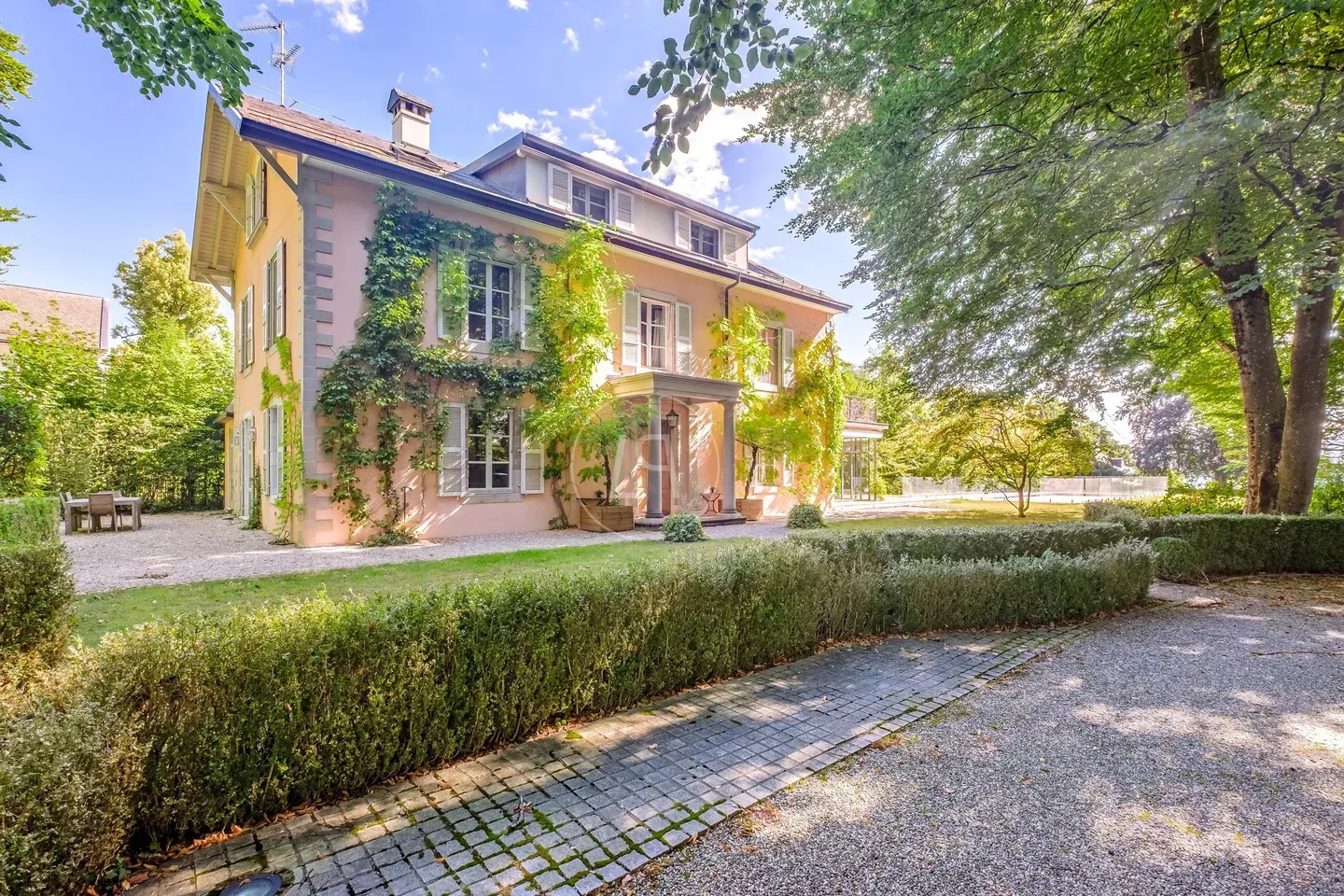 Manoir élégant à Versoix - Photo 12 sur 18