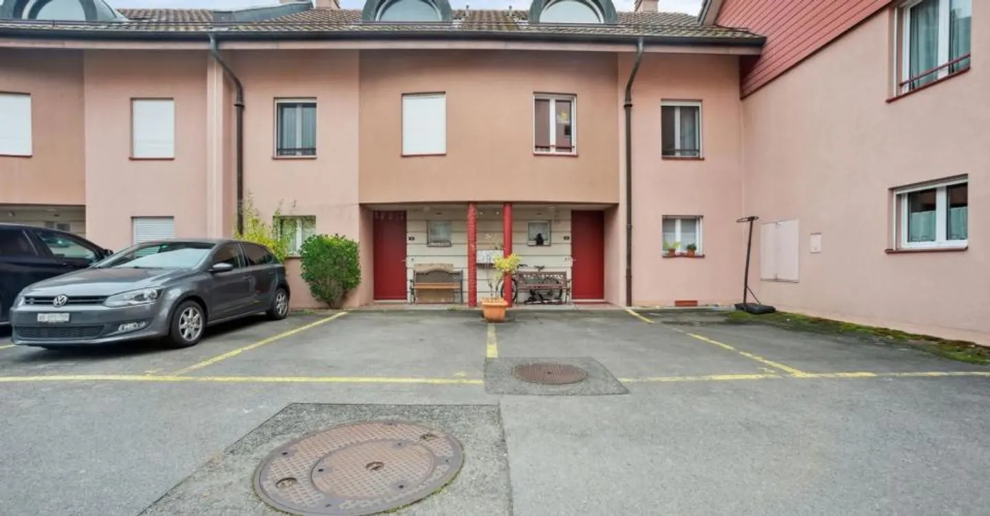 Charming adjoining house for sale near Aubonne - Photo 8 of 9