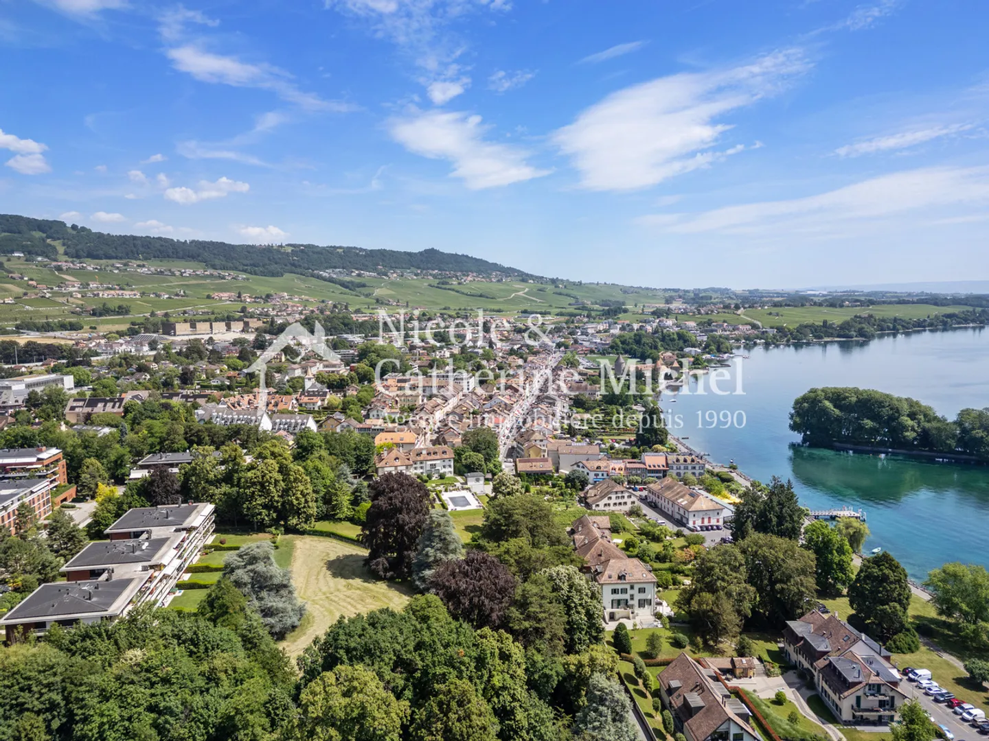 Bel appartamento attraversante con giardini a due passi dal centro di Rolle - Foto 1 di 14