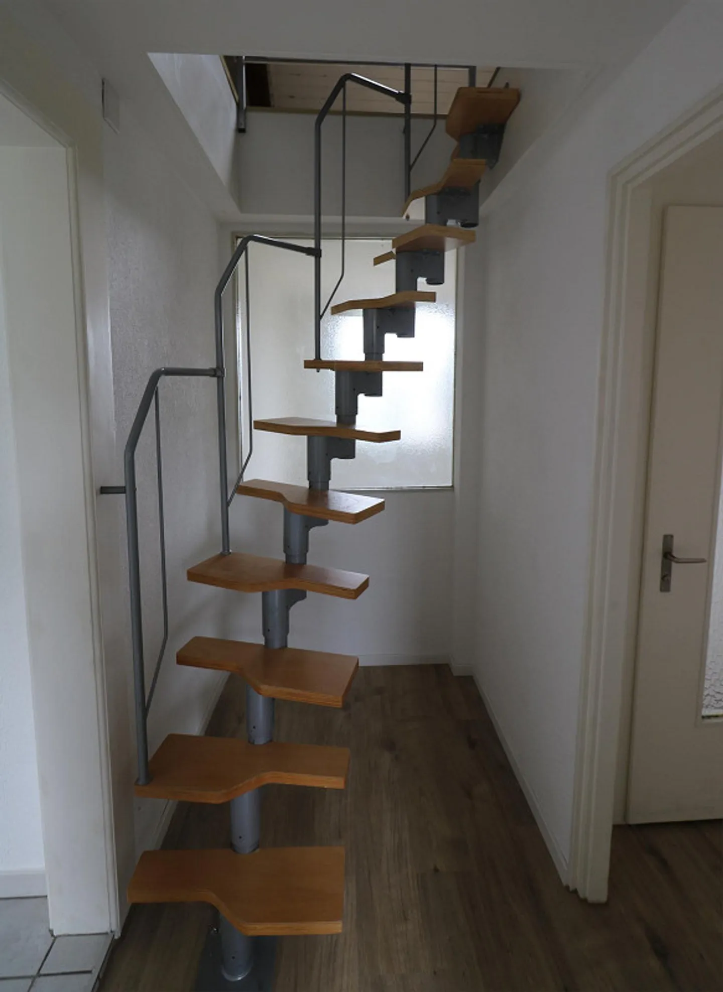 Appartamento mansardato di 5,5 stanze con galleria - Foto 11 di 13