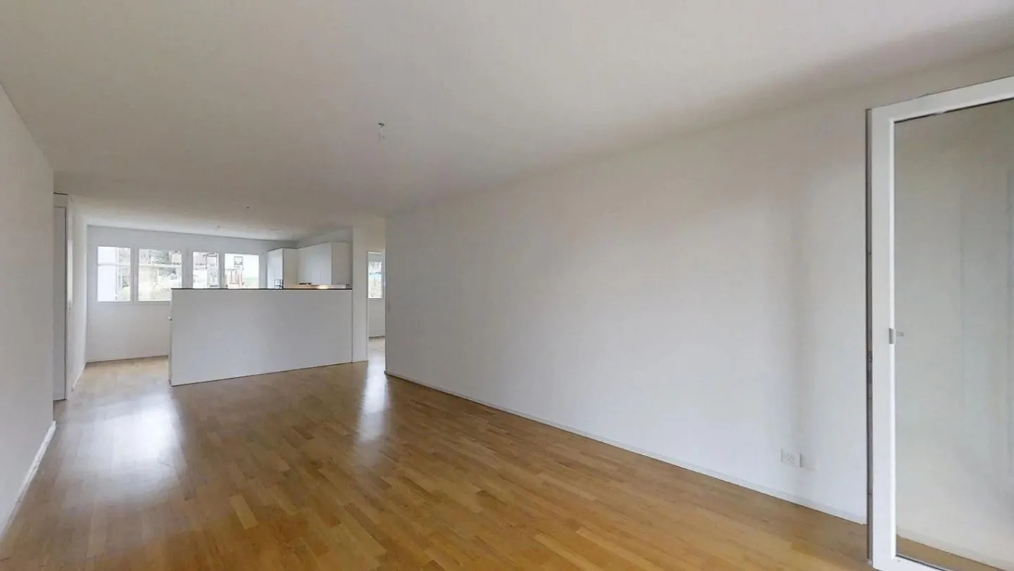 3.5-room apartment, 94 m2, CHF 1,890.-- - Photo 3 of 10