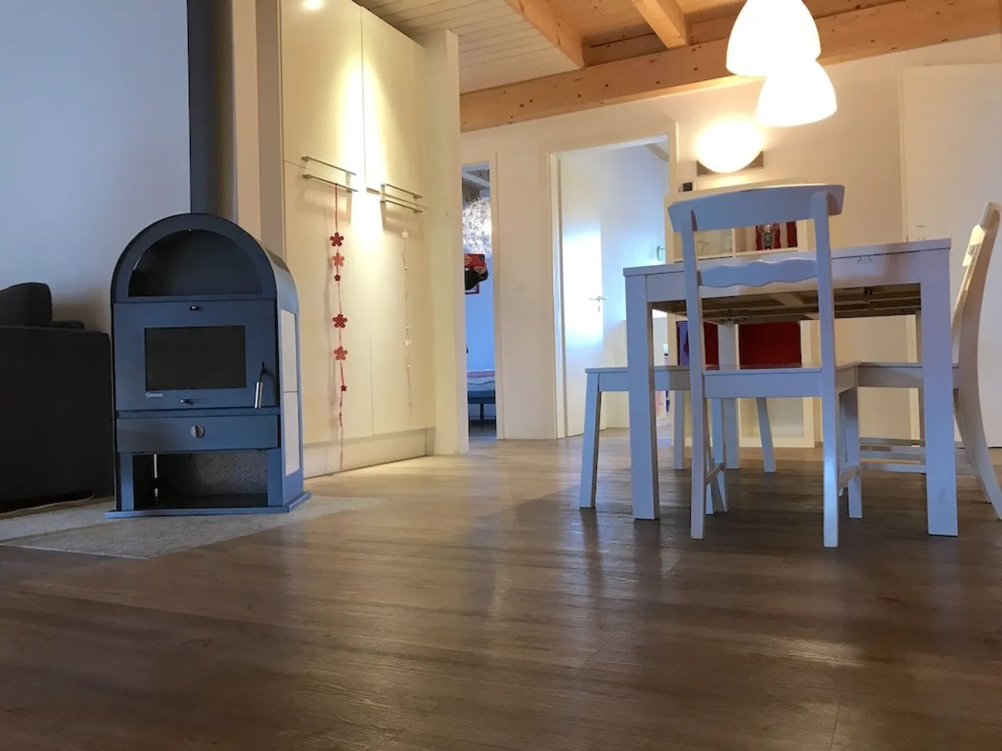 Casa unifamiliare ben tenuta - Foto 4 di 16