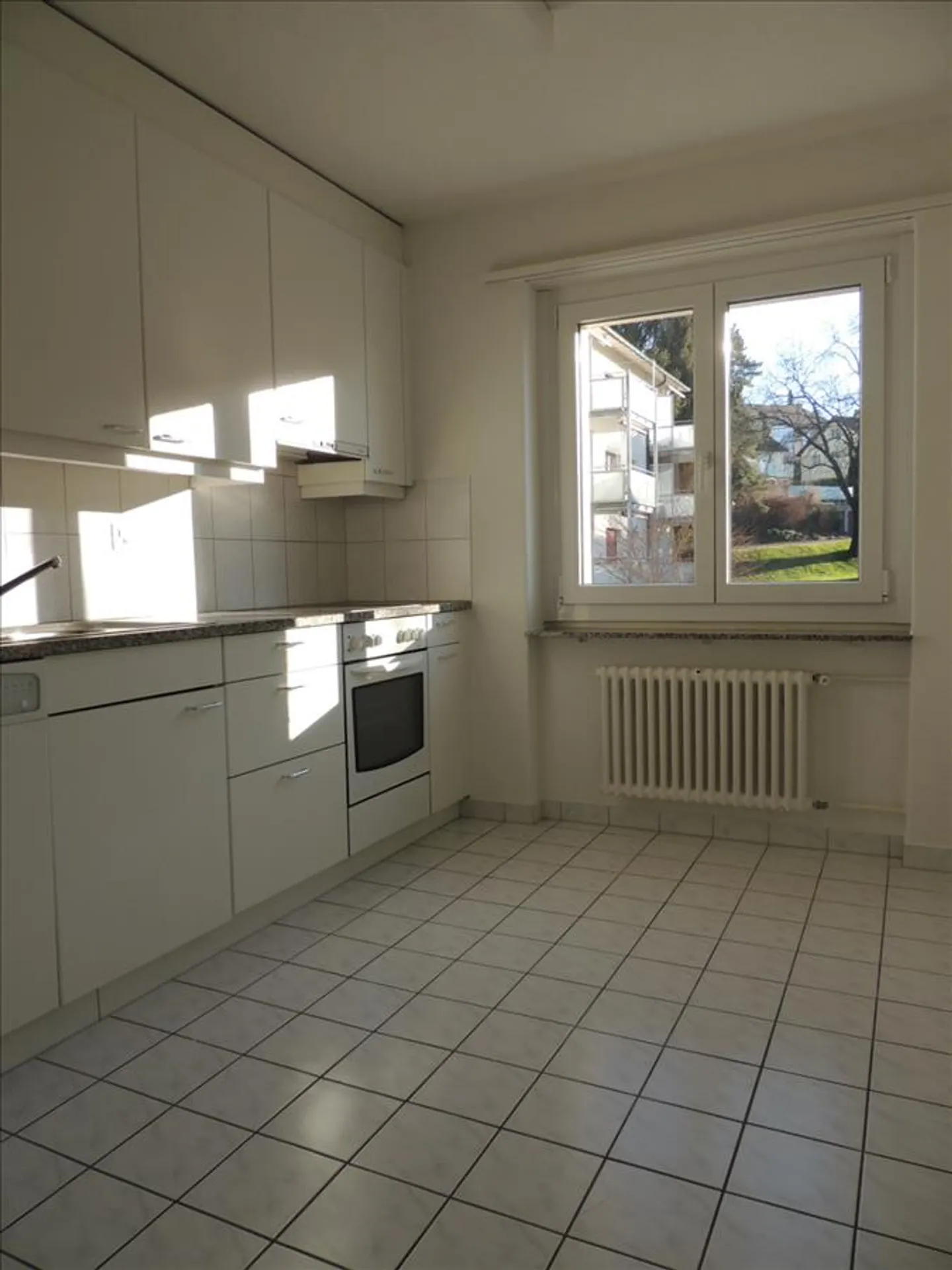 AFFITTARE SENZA DEPOSITO - appartamento confortevole - Foto 3 di 6