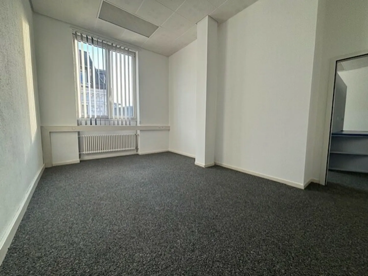 Spazio commerciale di 125 m2 nel centro di Delémont - Foto 1 di 8