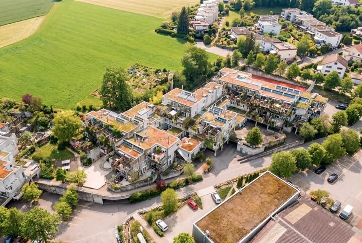 DOPPIO POTENZIALE AL PIANO TERRA CON 289 M² NEL COMPLESSO ATELIER 5 - Foto 1 di 8