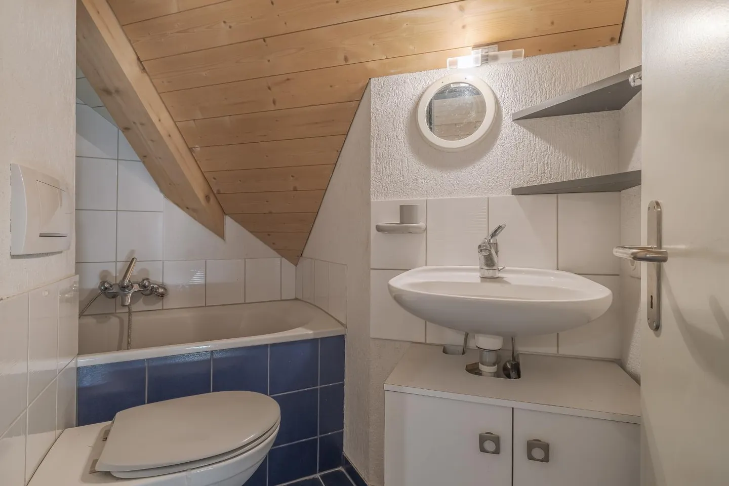 Charmantes Stöckli-Haus mit Aussicht - Foto 8 von 13