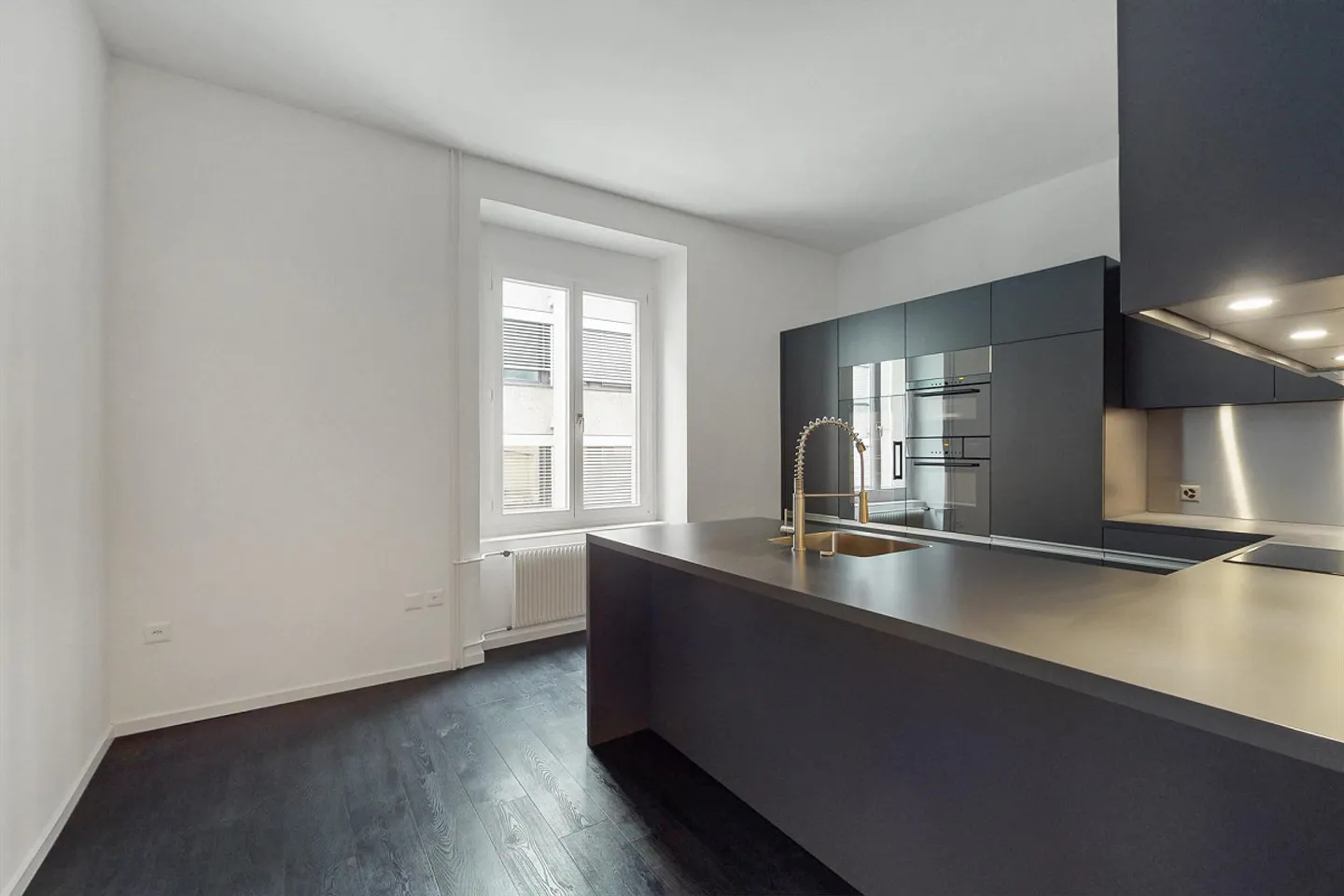 Exclusive city apartment with spacious sun terrace! - Photo 3 of 10