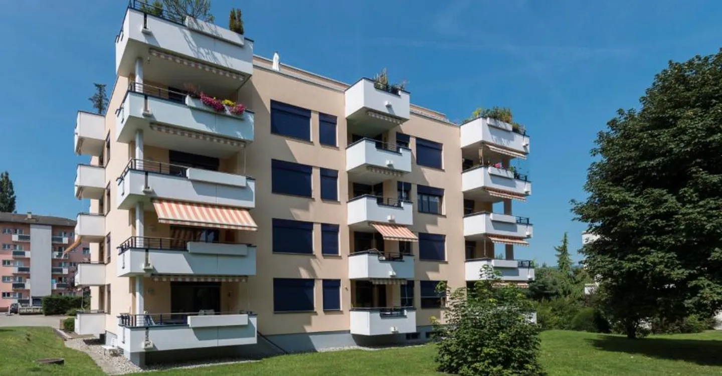 Grand Appartement dans un Cadre Verdoyant - Photo 2 sur 2
