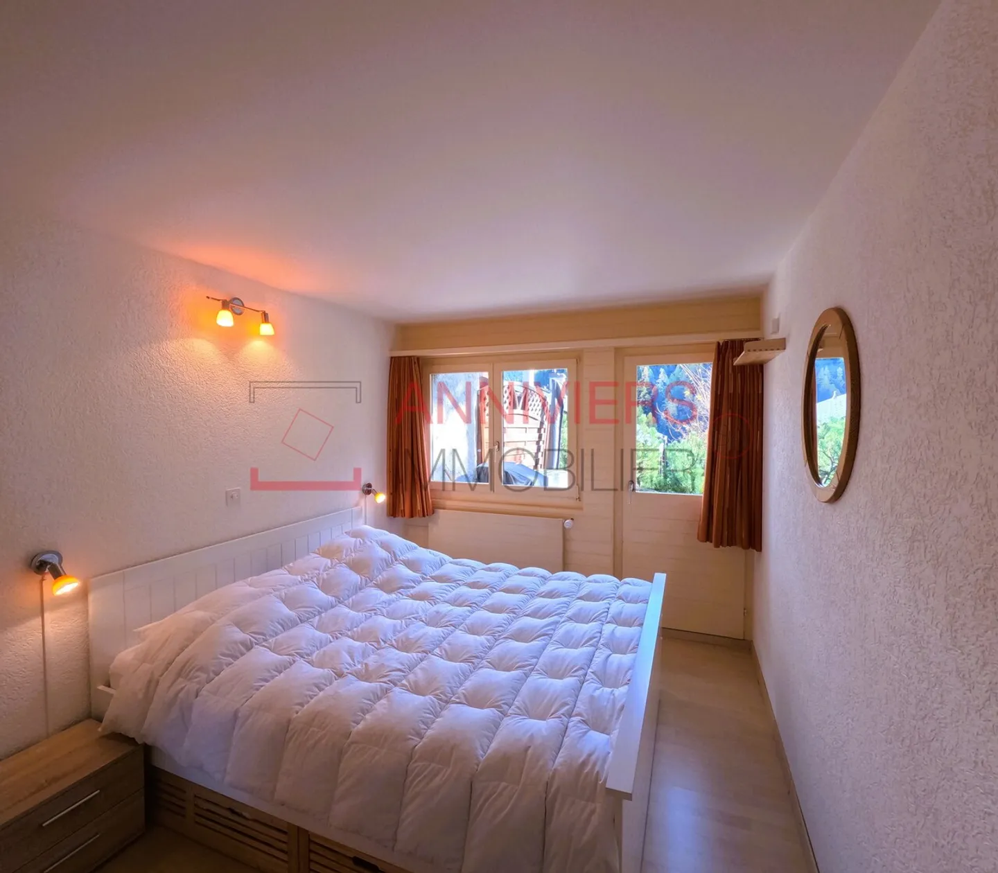 Magnificent 3.5-room apartment with furniture and large terrace - Photo 5 of 13