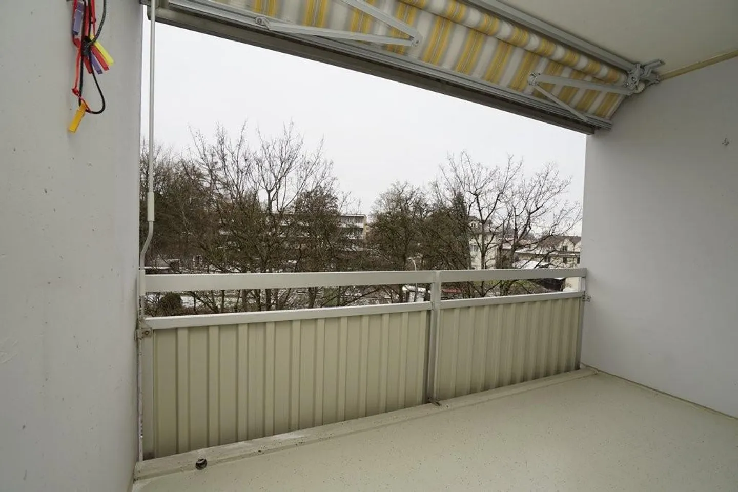 Appartement lumineux avec deux balcons - Photo 5 sur 6