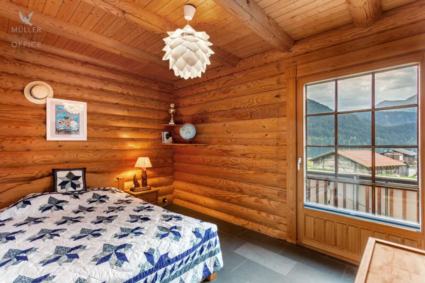 Exclusive log house with distinctive alpine charm - Photo 7 of 13