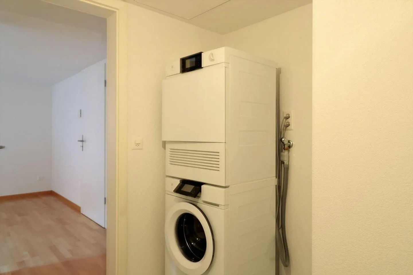 Appartamento attraente con 2,5 stanze nel verde (62,5 m2) - Foto 7 di 8