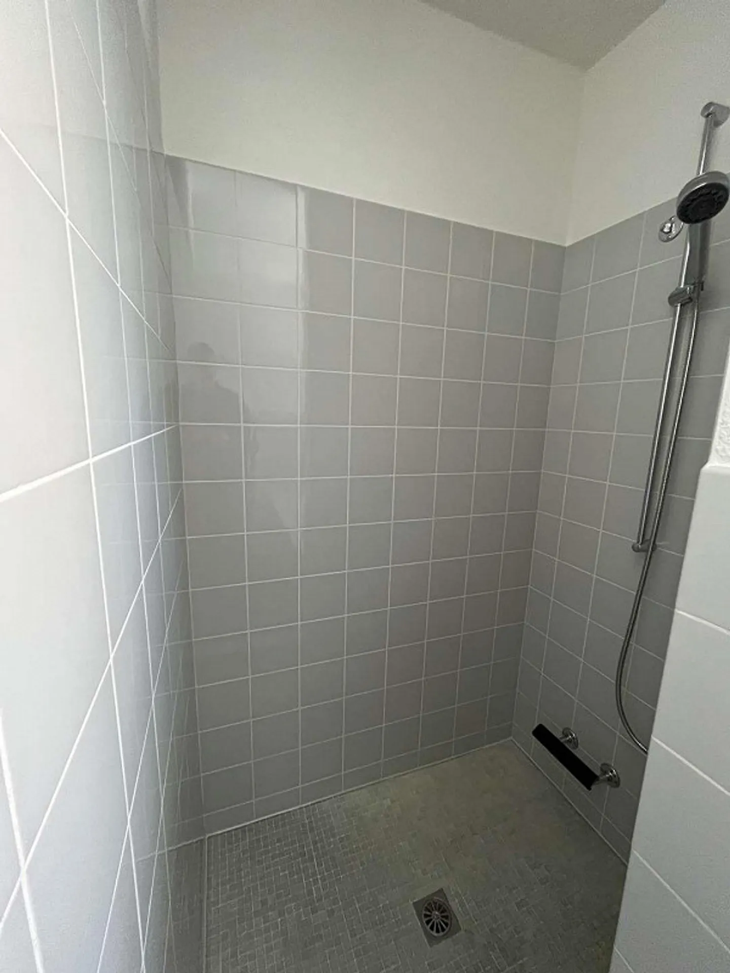 Casa unifamiliare di 6,5 stanze con appartamento separato e circa 800 m² di spazio esterno - Foto 15 di 22