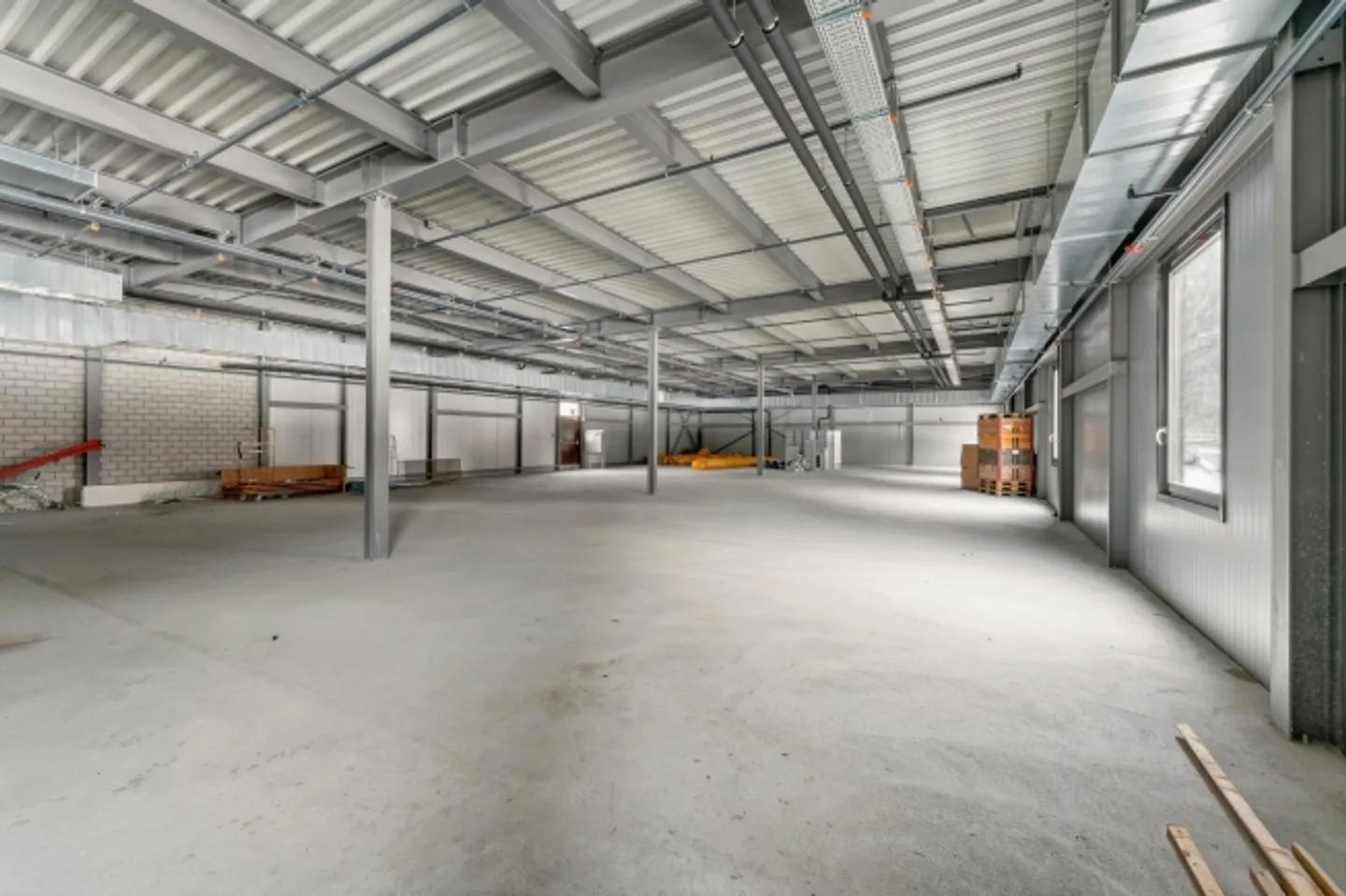 Office space for rent - Photo 6 of 8