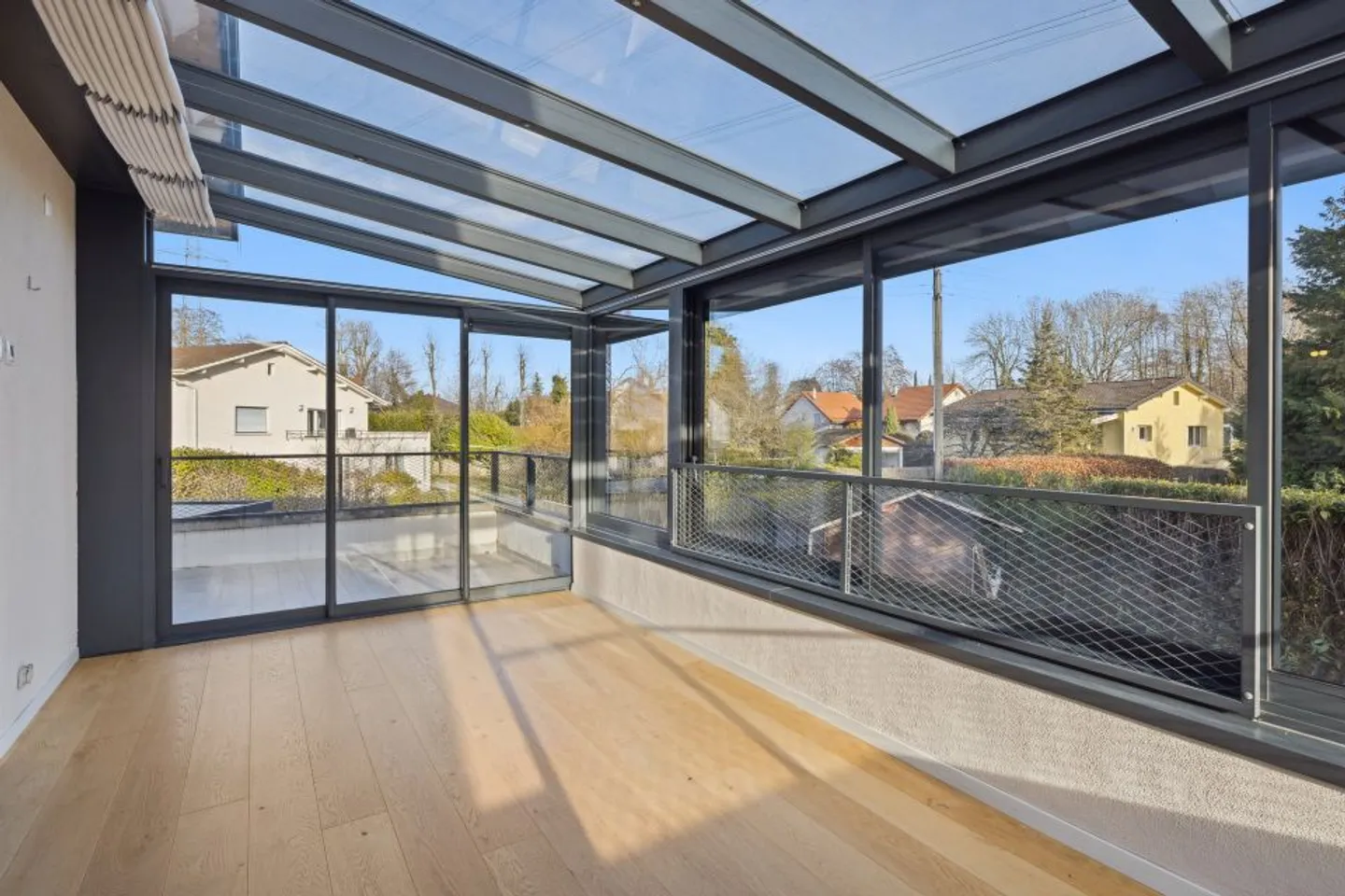 SUPERB SINGLE-FAMILY HOUSE RENOVATED IN VILLA DISTRICT - Photo 7 of 13