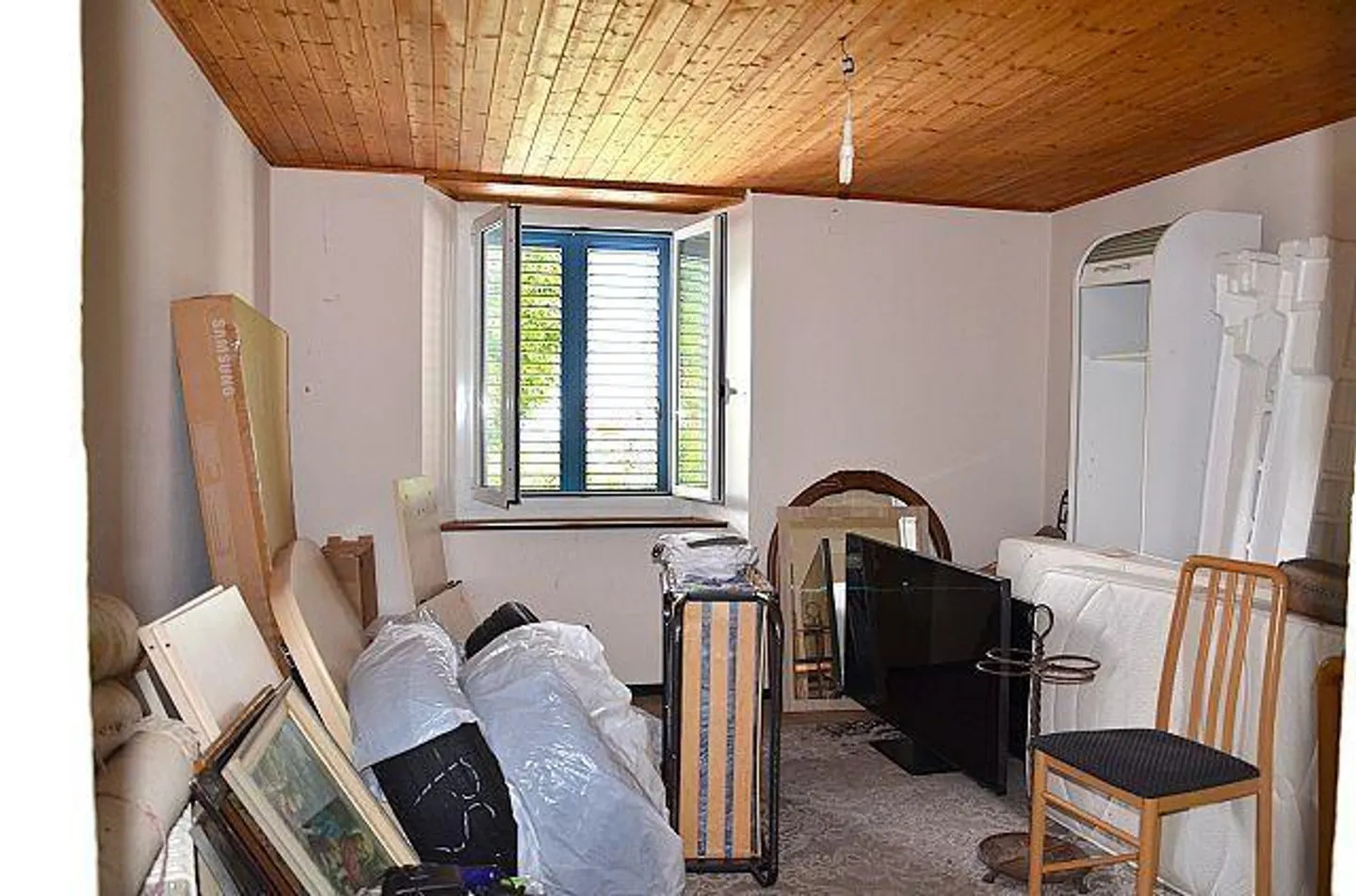 Appartamento di 3 1/2 locali al piano terra con giardino, soleggiato, tranquillo, bella vista - Foto 3 di 25