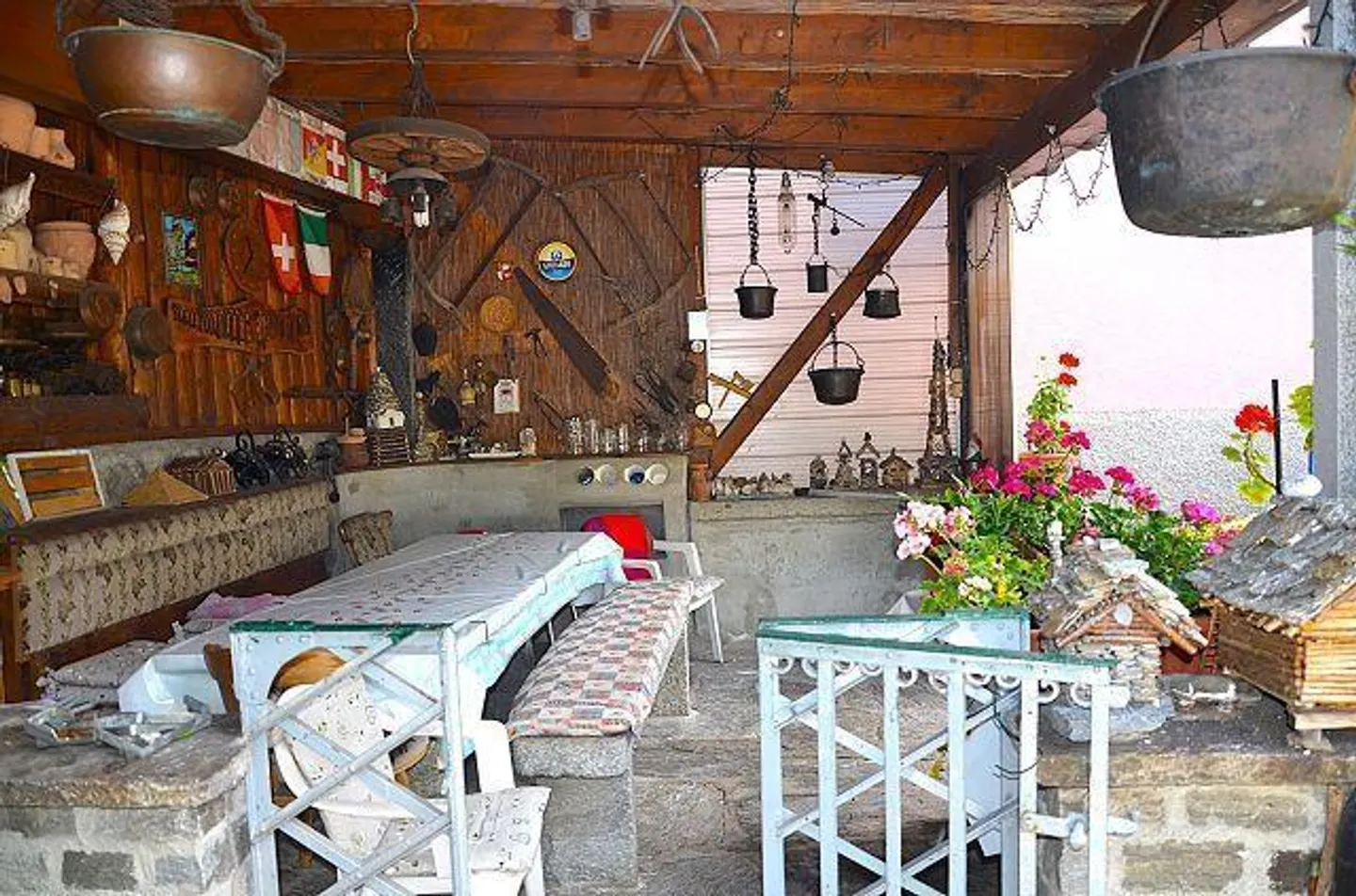 Appartamento di 3 1/2 locali al piano terra con giardino, soleggiato, tranquillo, bella vista - Foto 15 di 25