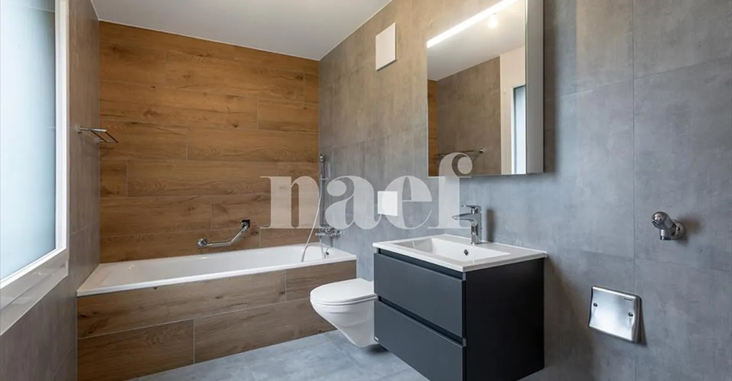 Magnifico appartamento di 4.5 stanze in mansarda con loggia in vendita a St-Aubin - Foto 5 di 7