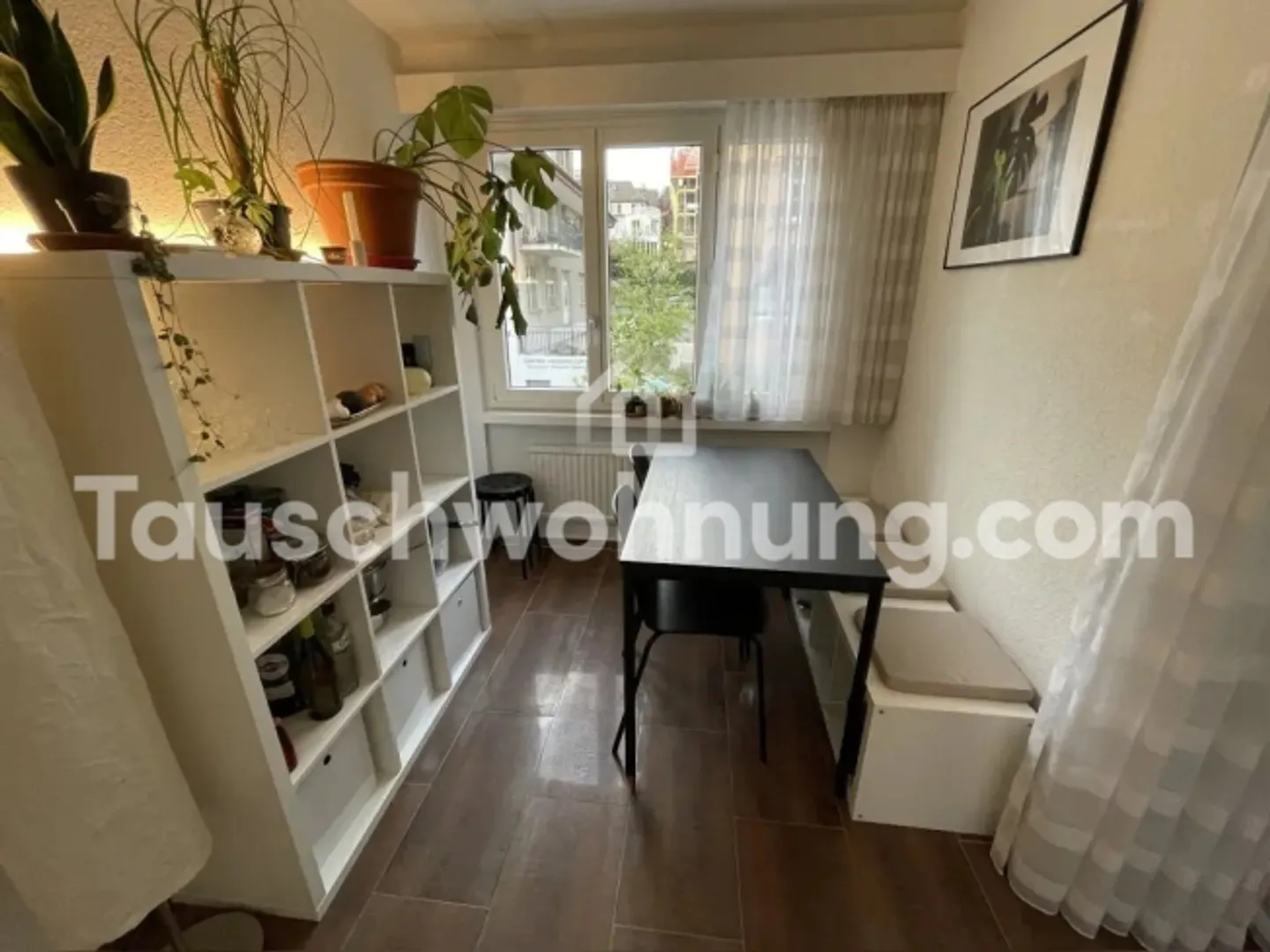 [APPARTAMENTO IN SCAMBIO] Grande appartamento conveniente a Wipkingen - Foto 3 di 7